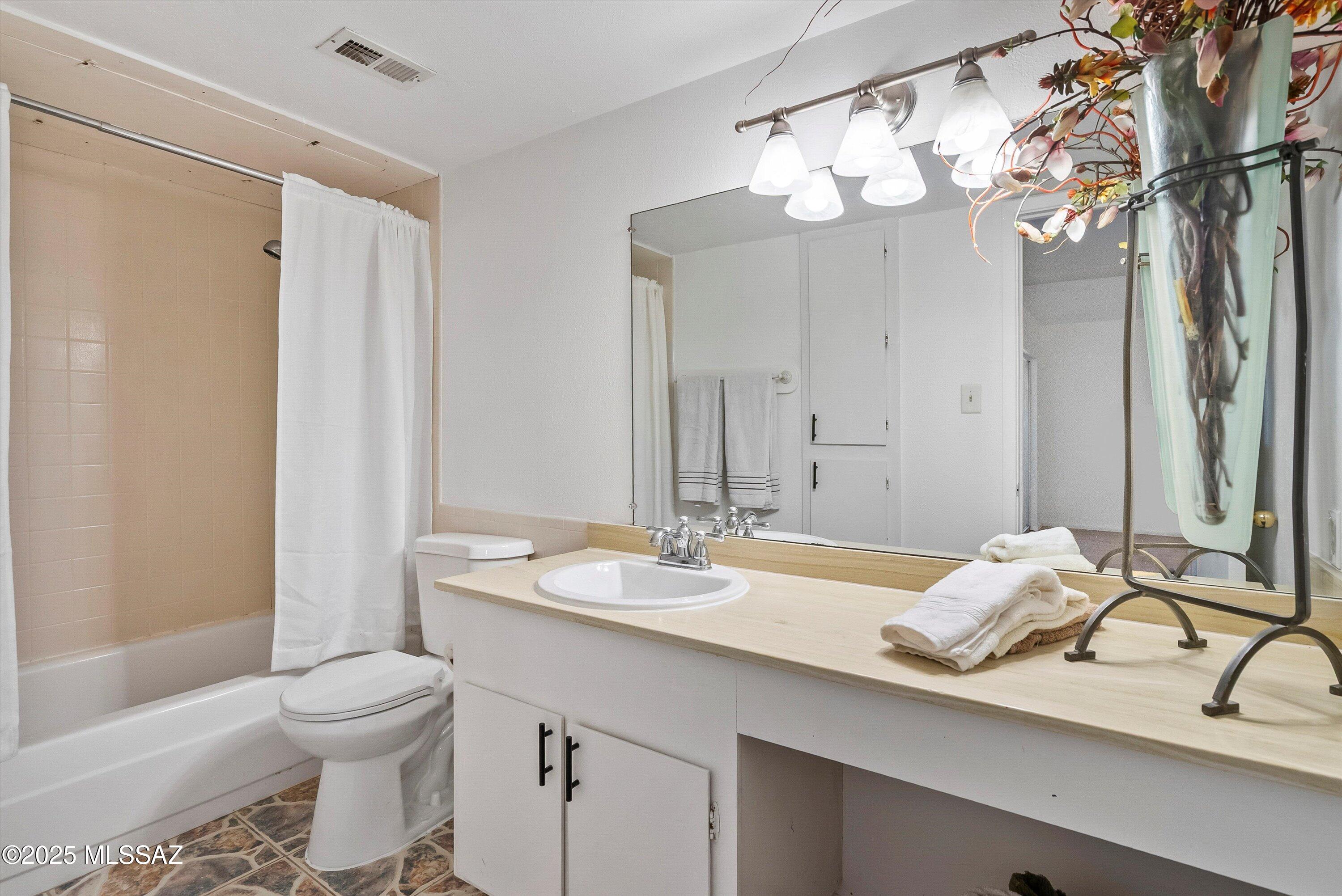 Las Colinas Condominiums - Residential