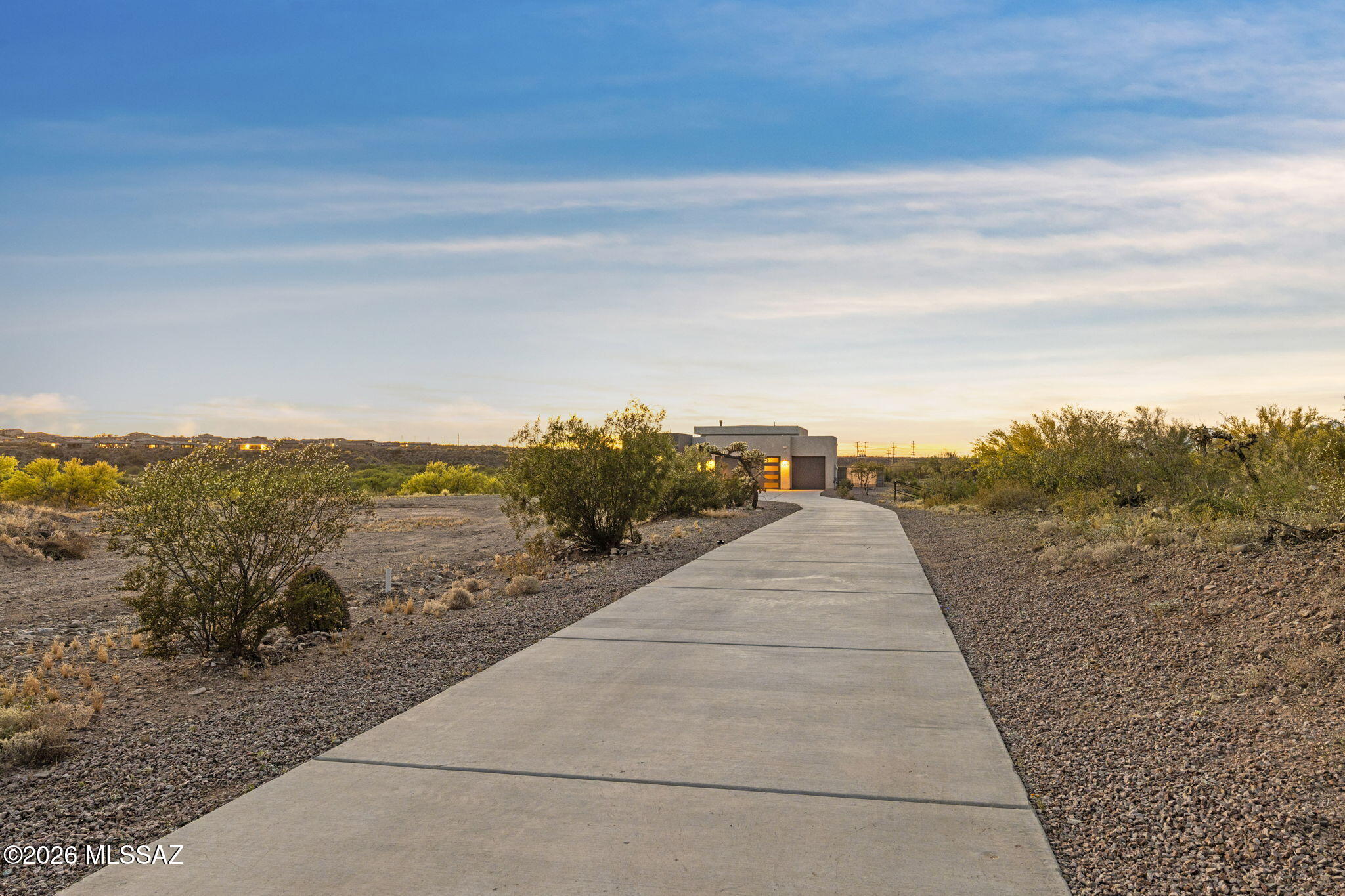 9820 S Rolling Water Drive