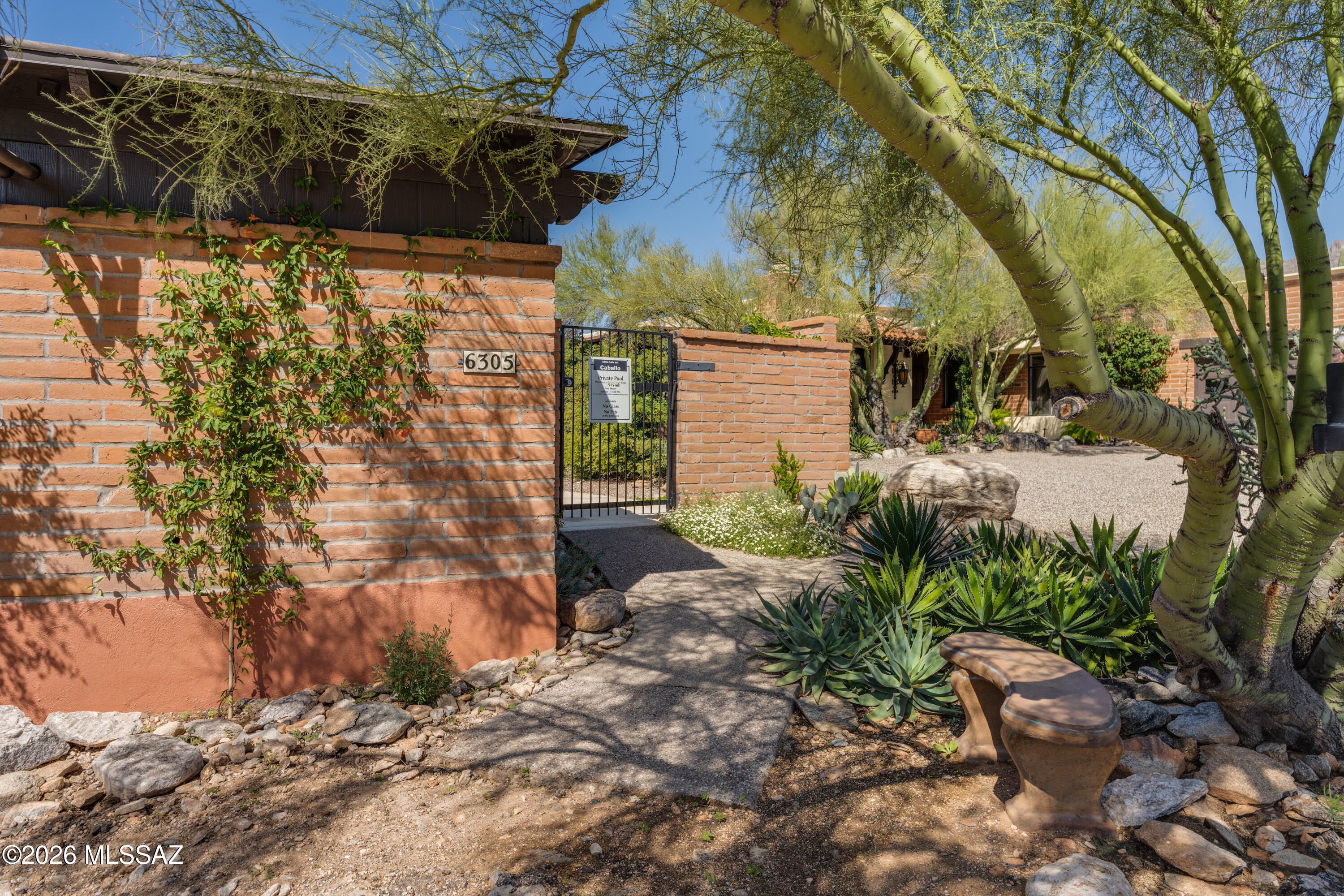 Catalina Pueblo (1-34) - Residential