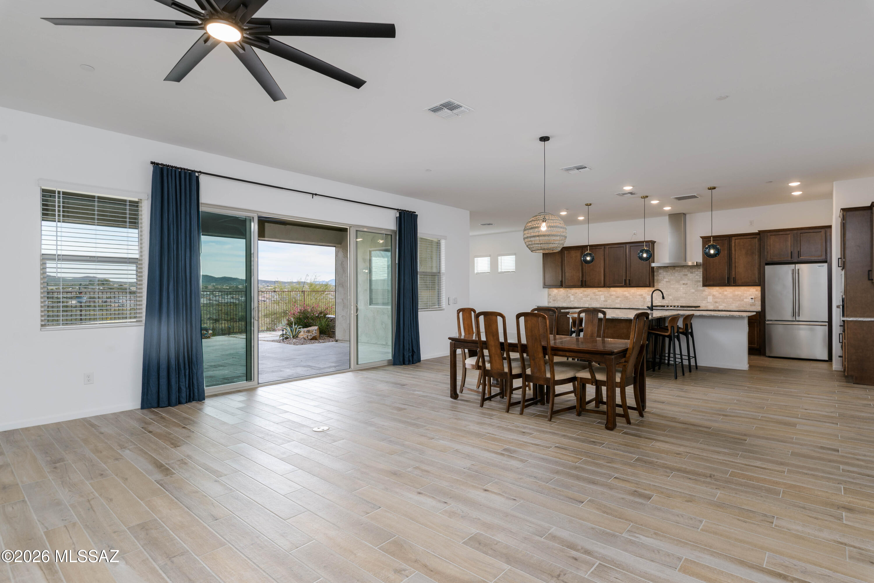 The Vistas At Rincon Knolls SQ20152600506 - Residential