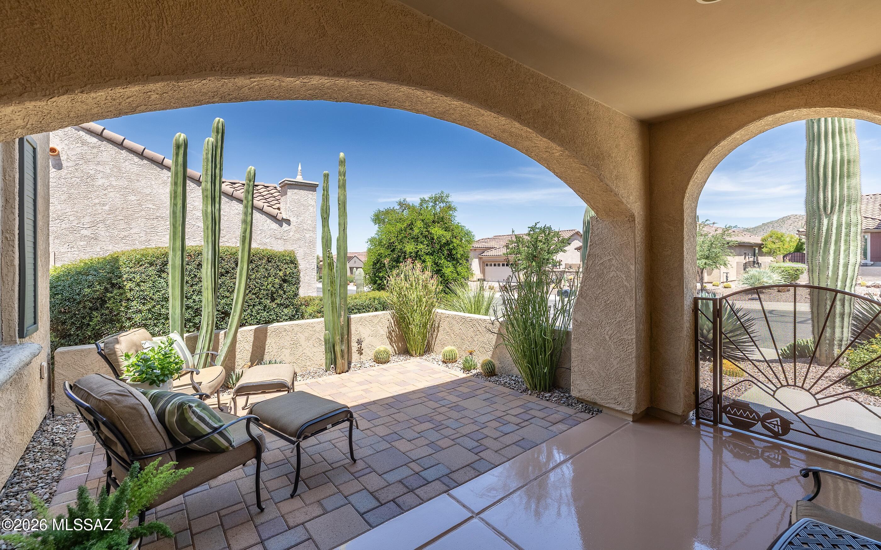 6637 W Grandview Trail