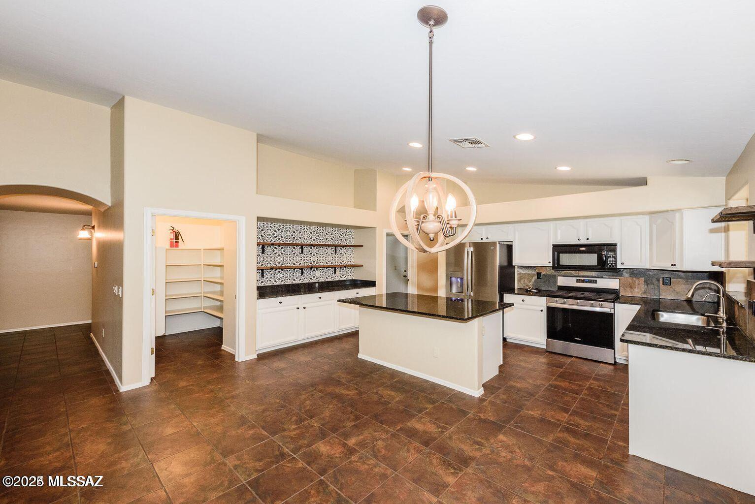 Sycamore Canyon (1-485) - Residential Lease