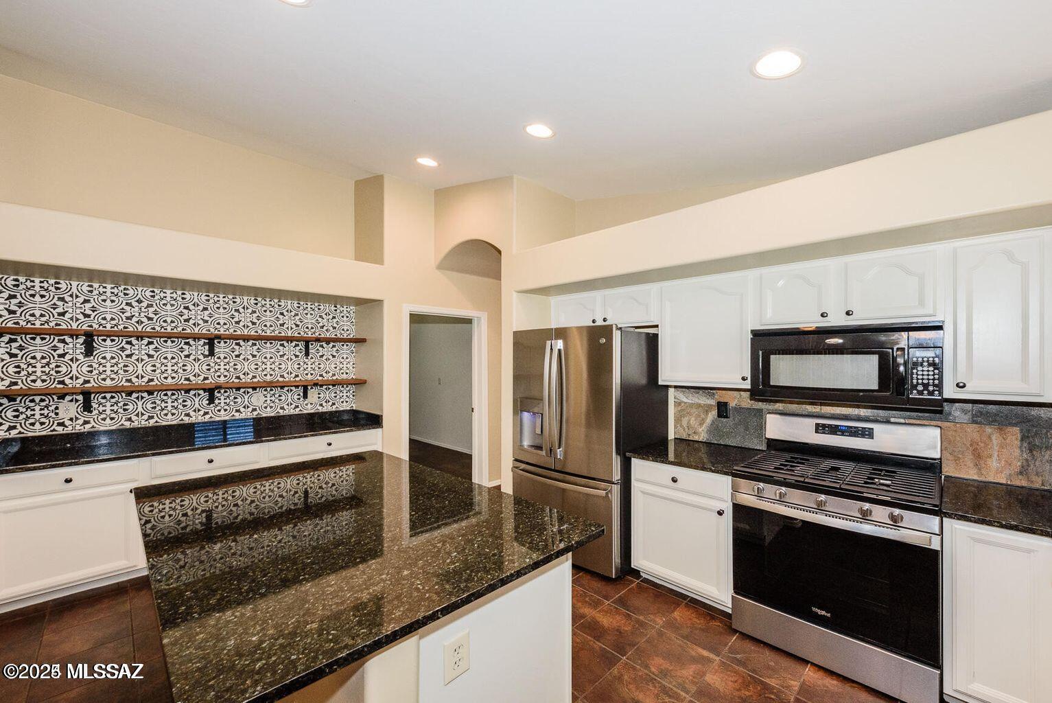 Sycamore Canyon (1-485) - Residential Lease