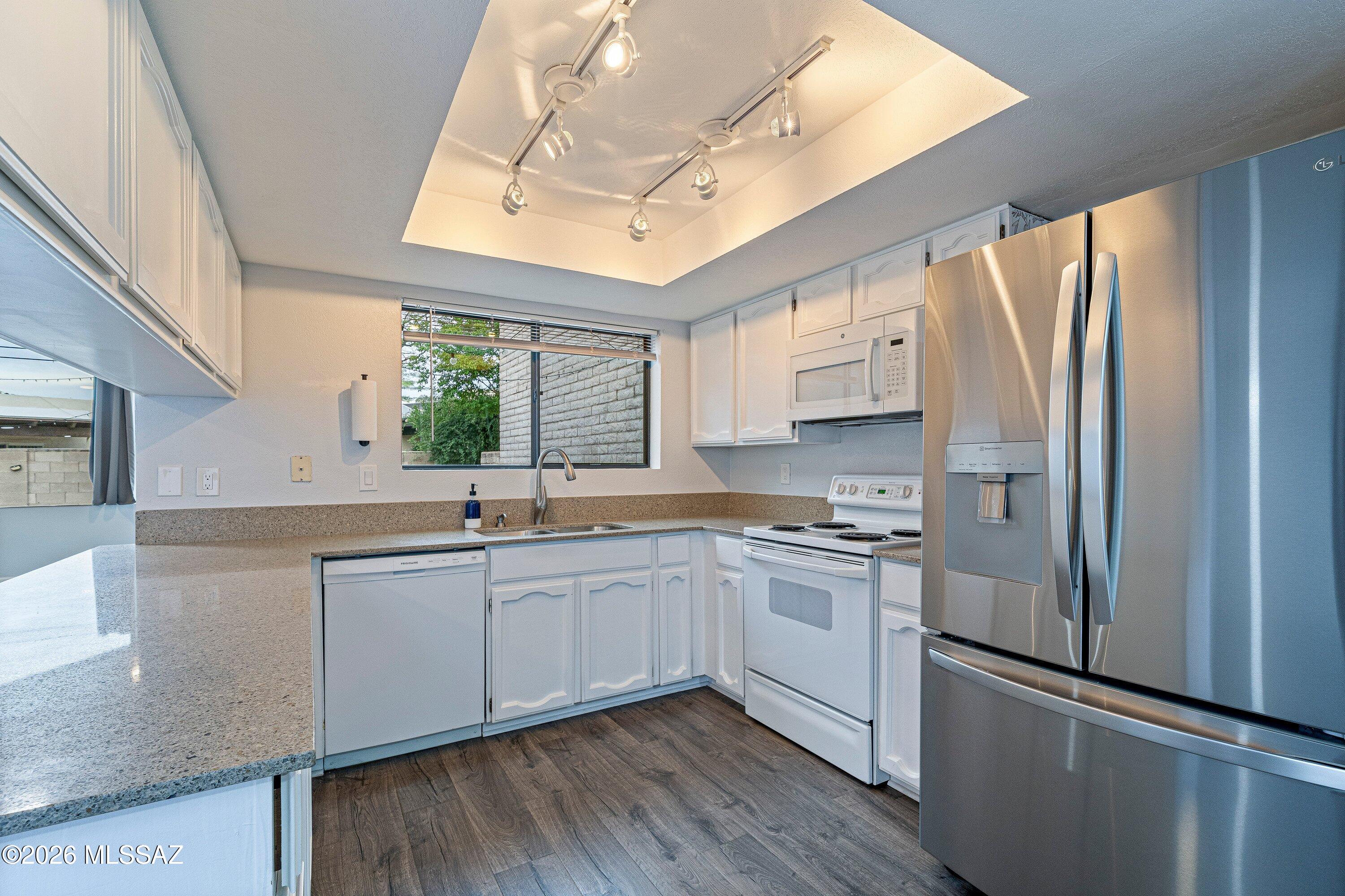 Dorado Cc Est - Residential