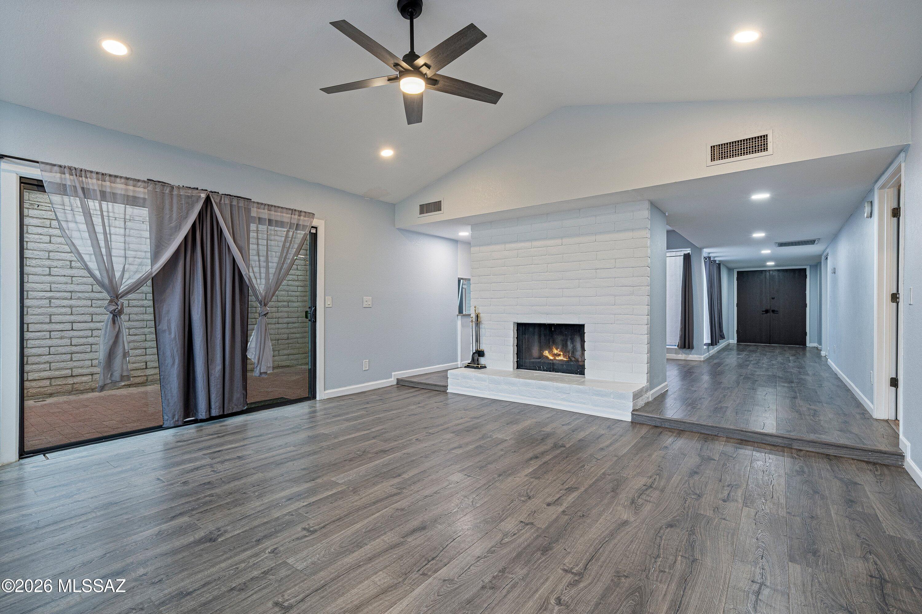 Dorado Cc Est - Residential