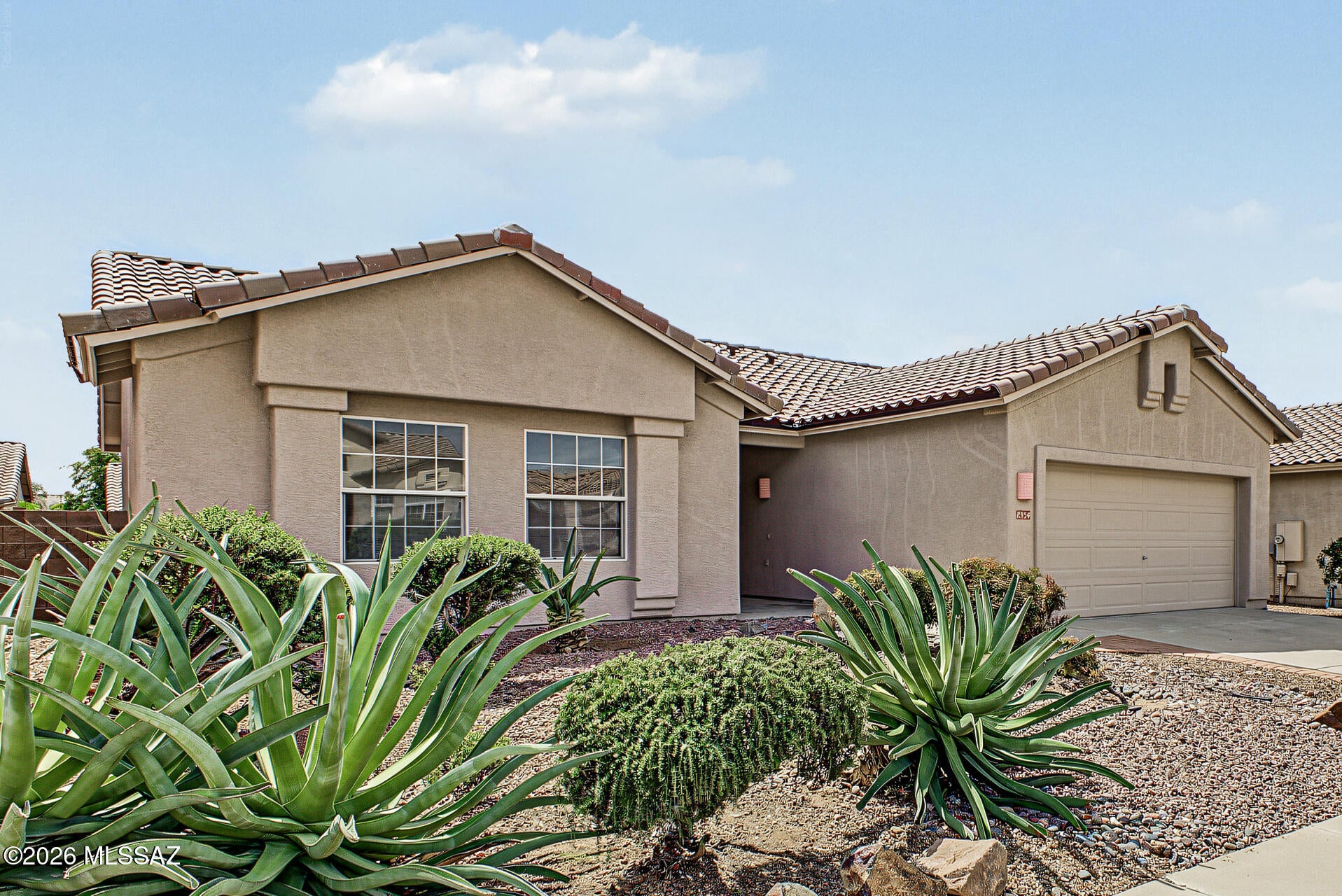 8954 N Upper Bluffs Drive