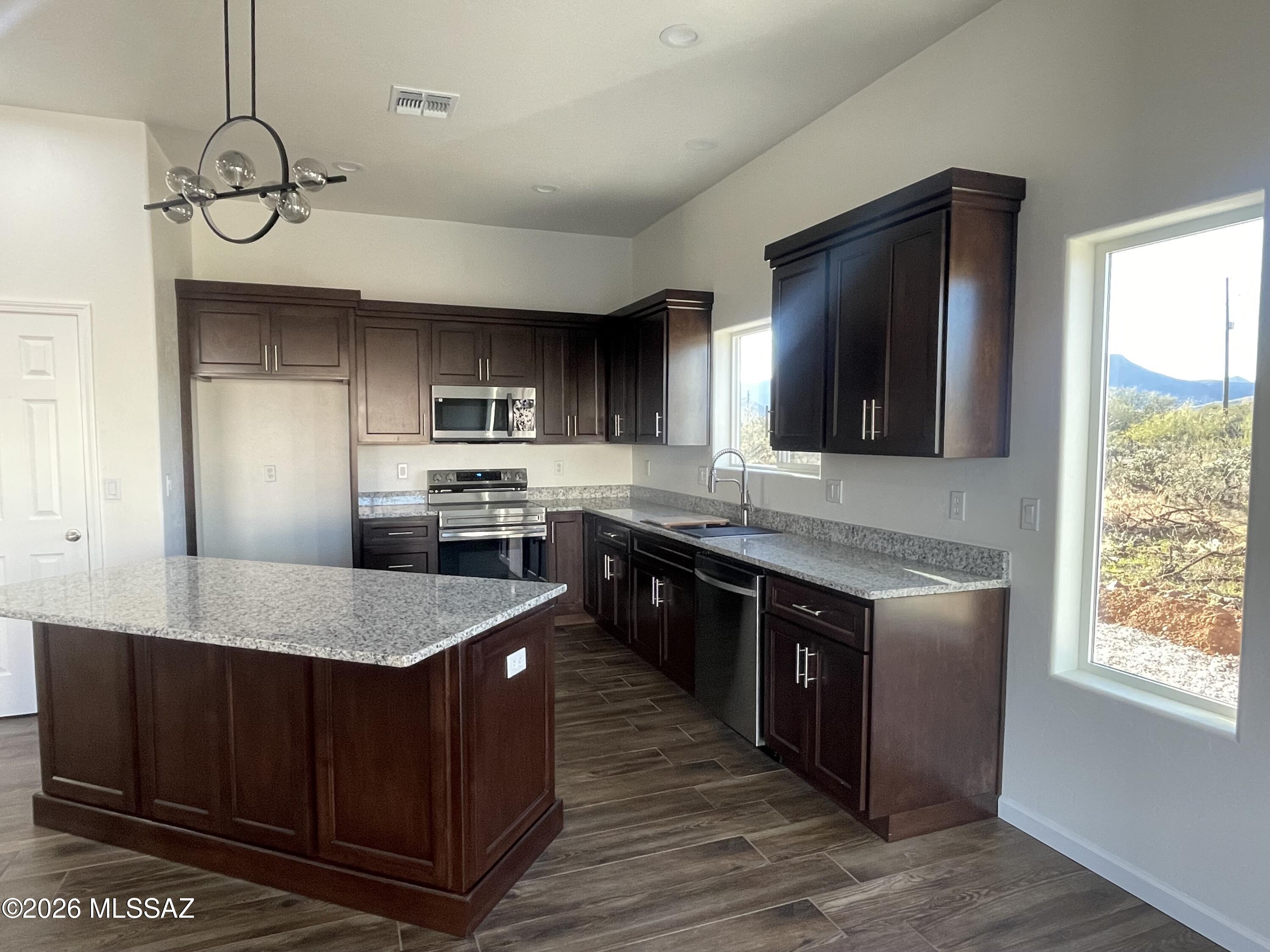 1825 Via Nueva Zelandia