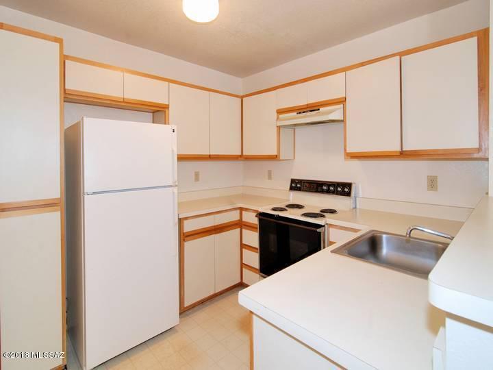 Coronado Place Condominiums II (Units 37-158) - Residential Lease