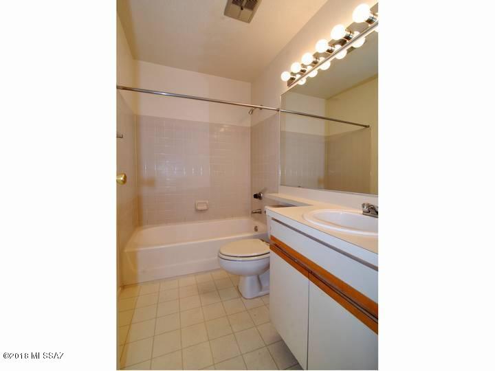 Coronado Place Condominiums II (Units 37-158) - Residential Lease