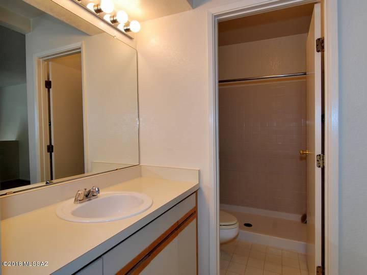 Coronado Place Condominiums II (Units 37-158) - Residential Lease