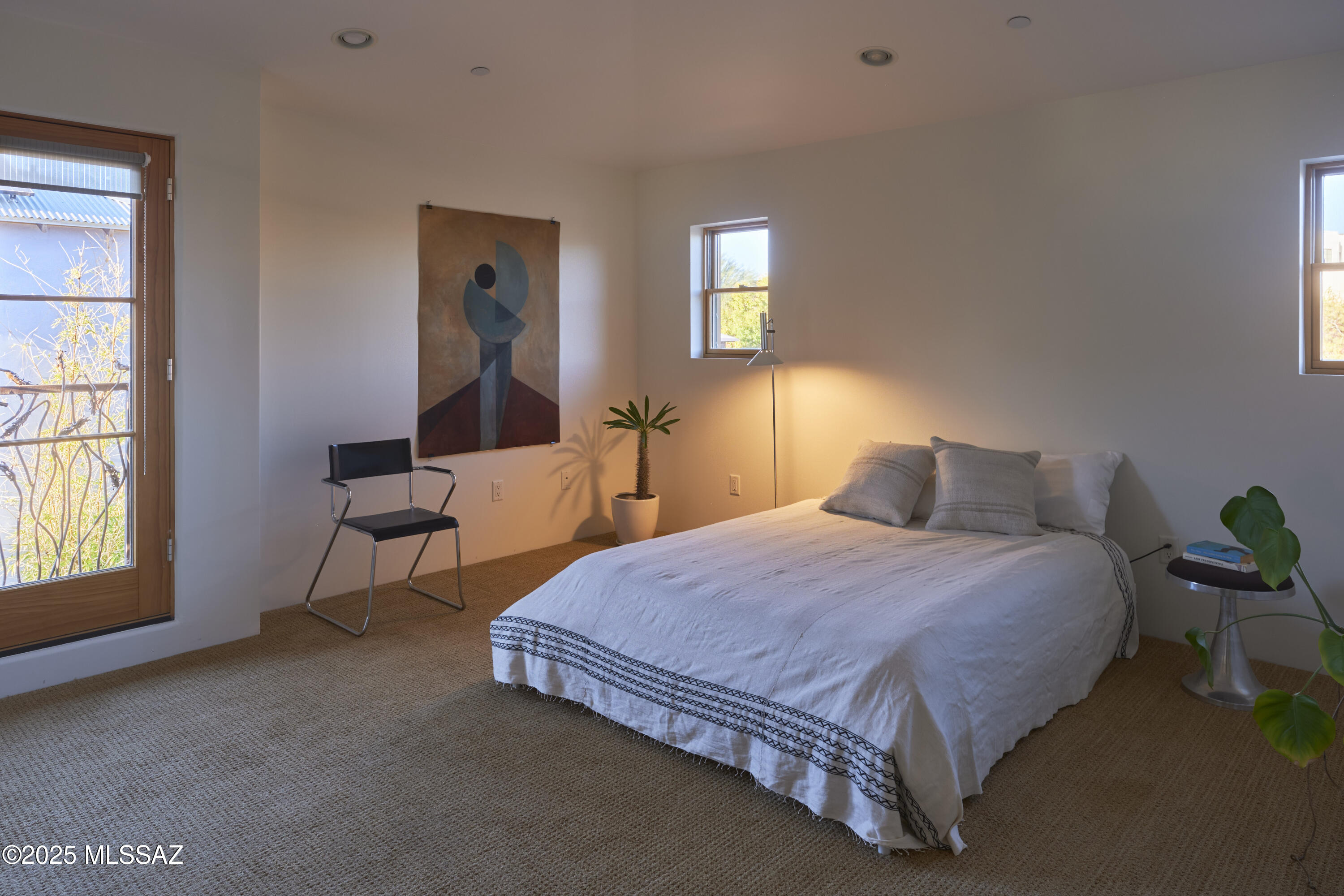 898 W Calle De Los Higos