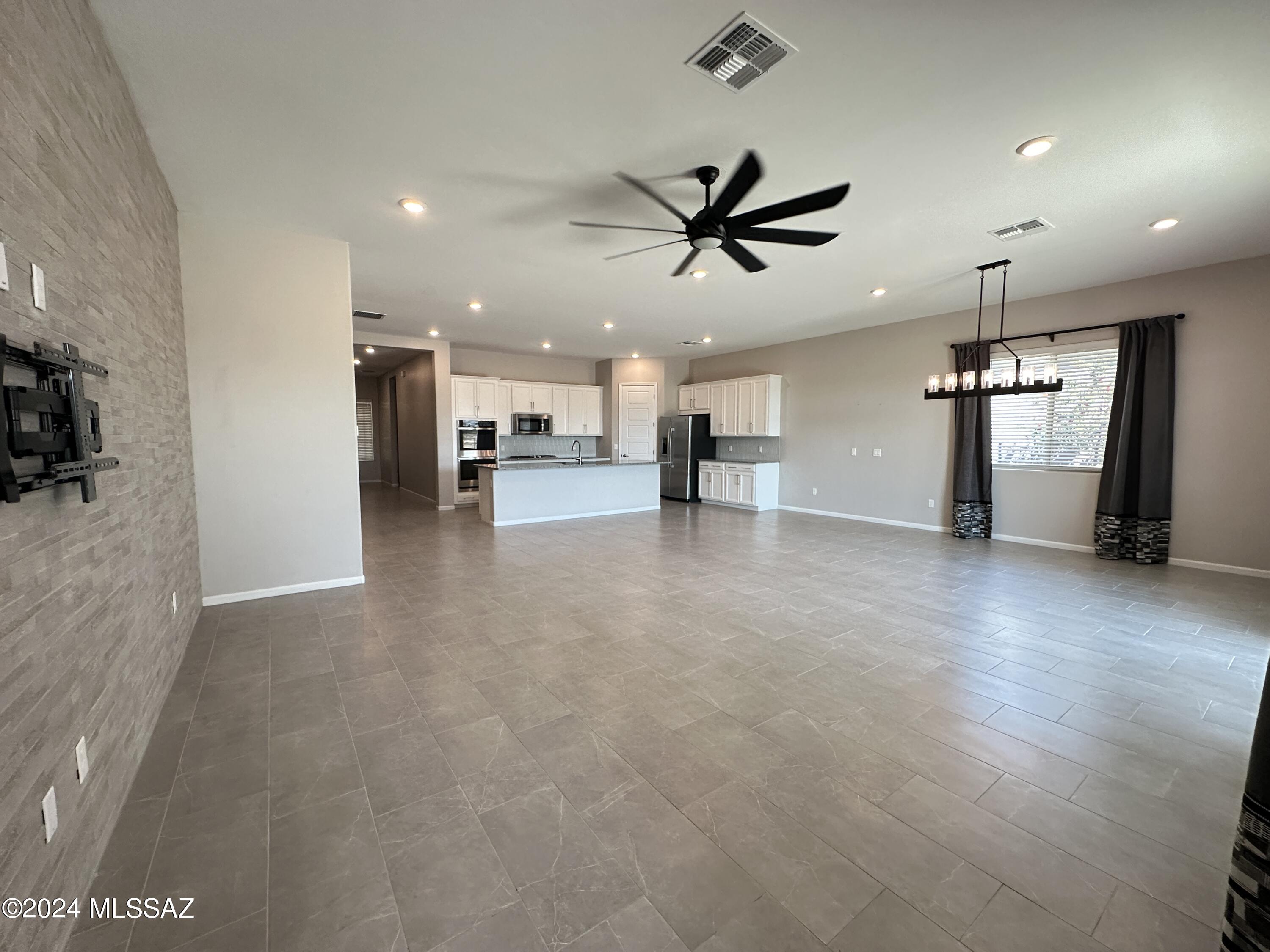 Gladden Farms BLK 30 - Residential Lease