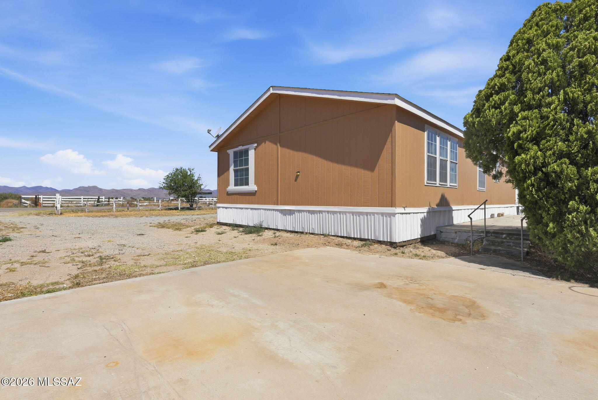 864 N Taylor Road