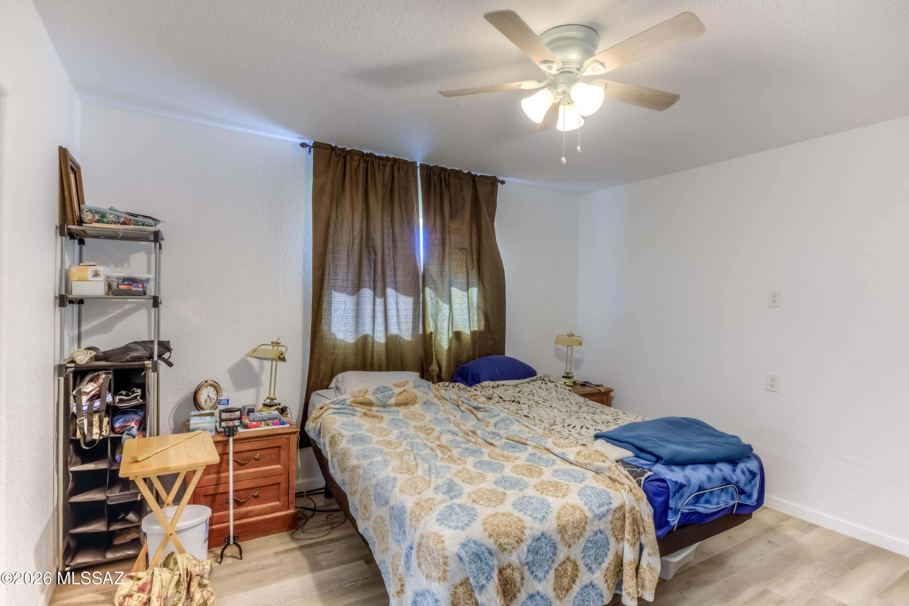 Los Ranchitos - Residential