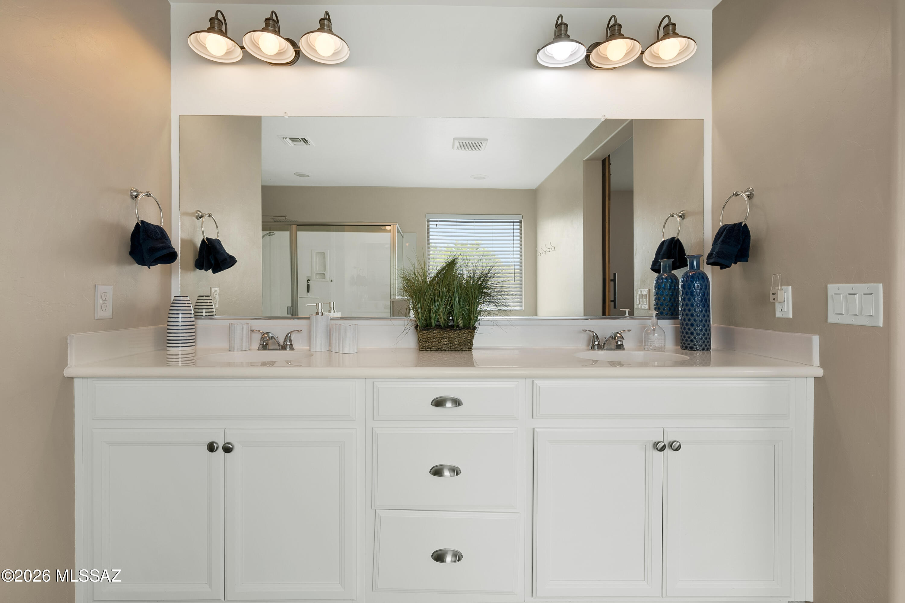 Linda Vista Heights SQ20161440591 - Residential