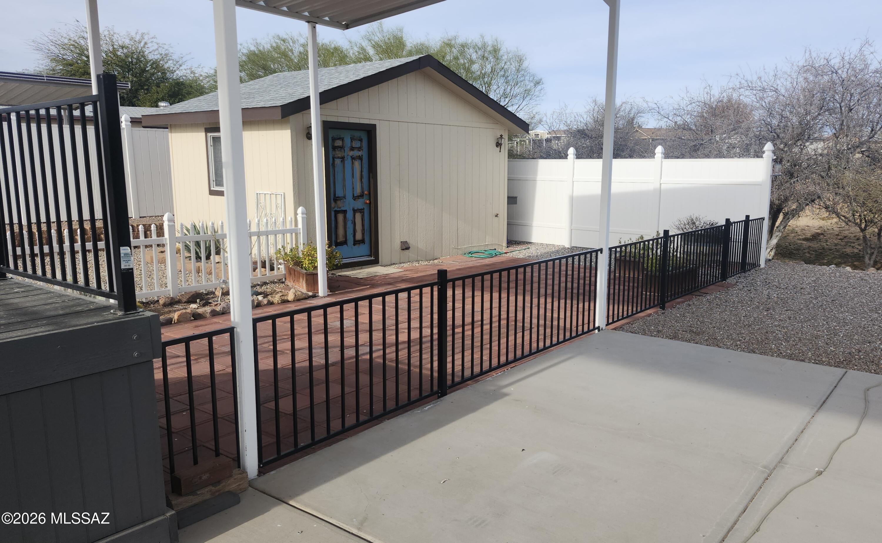 Out Of Pima County - Land