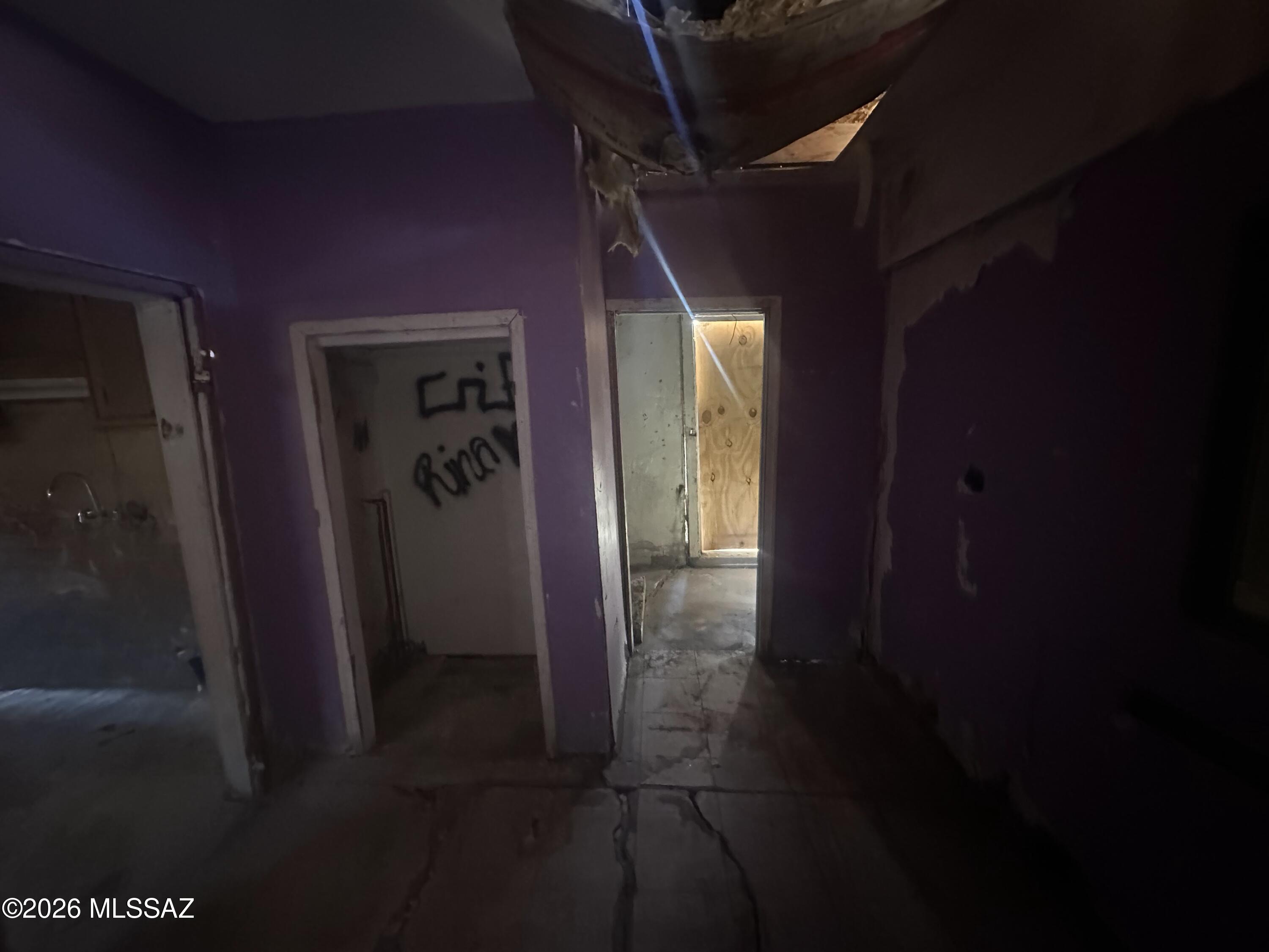 1503 W Niagara Street