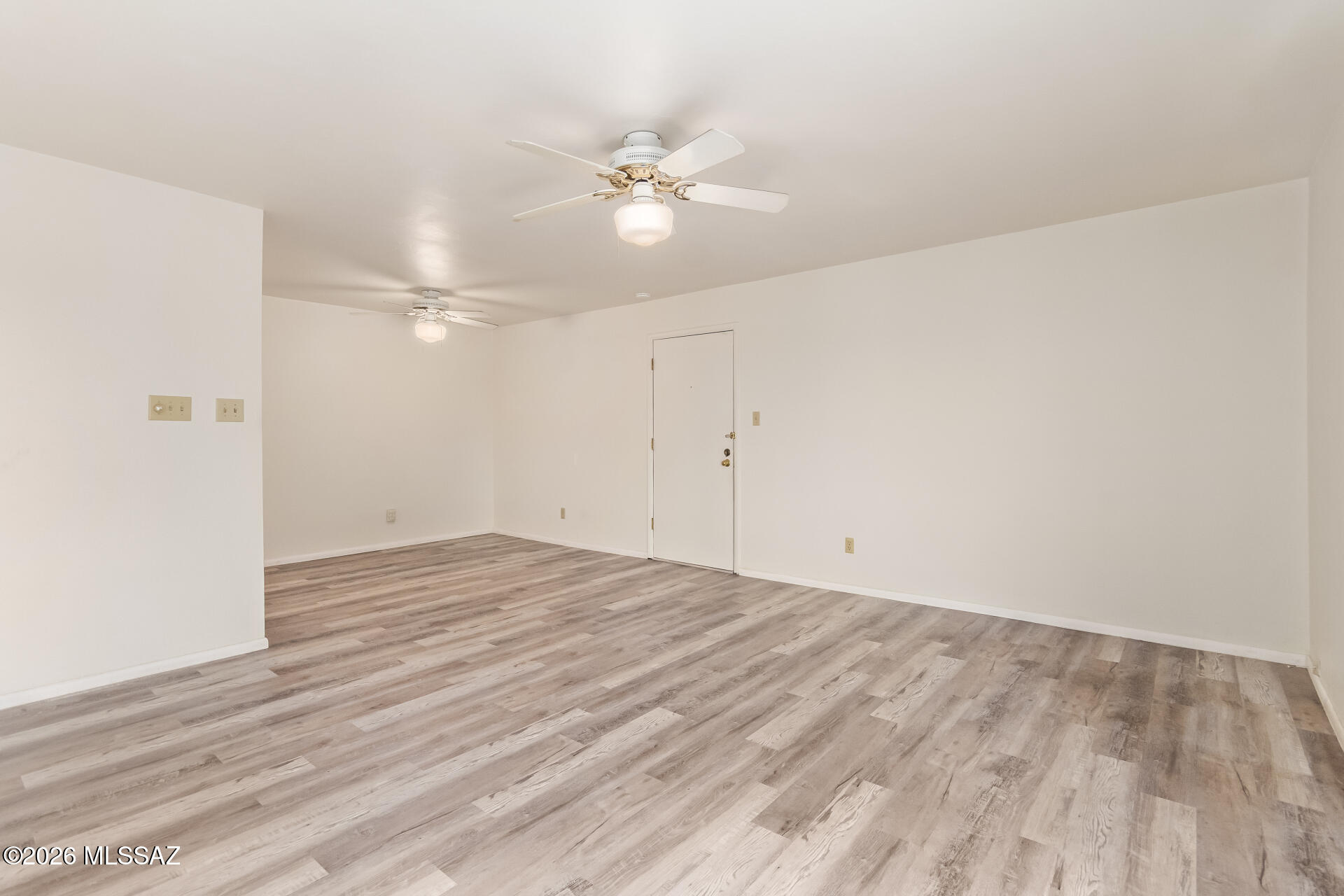 461 W Yucca Court 312