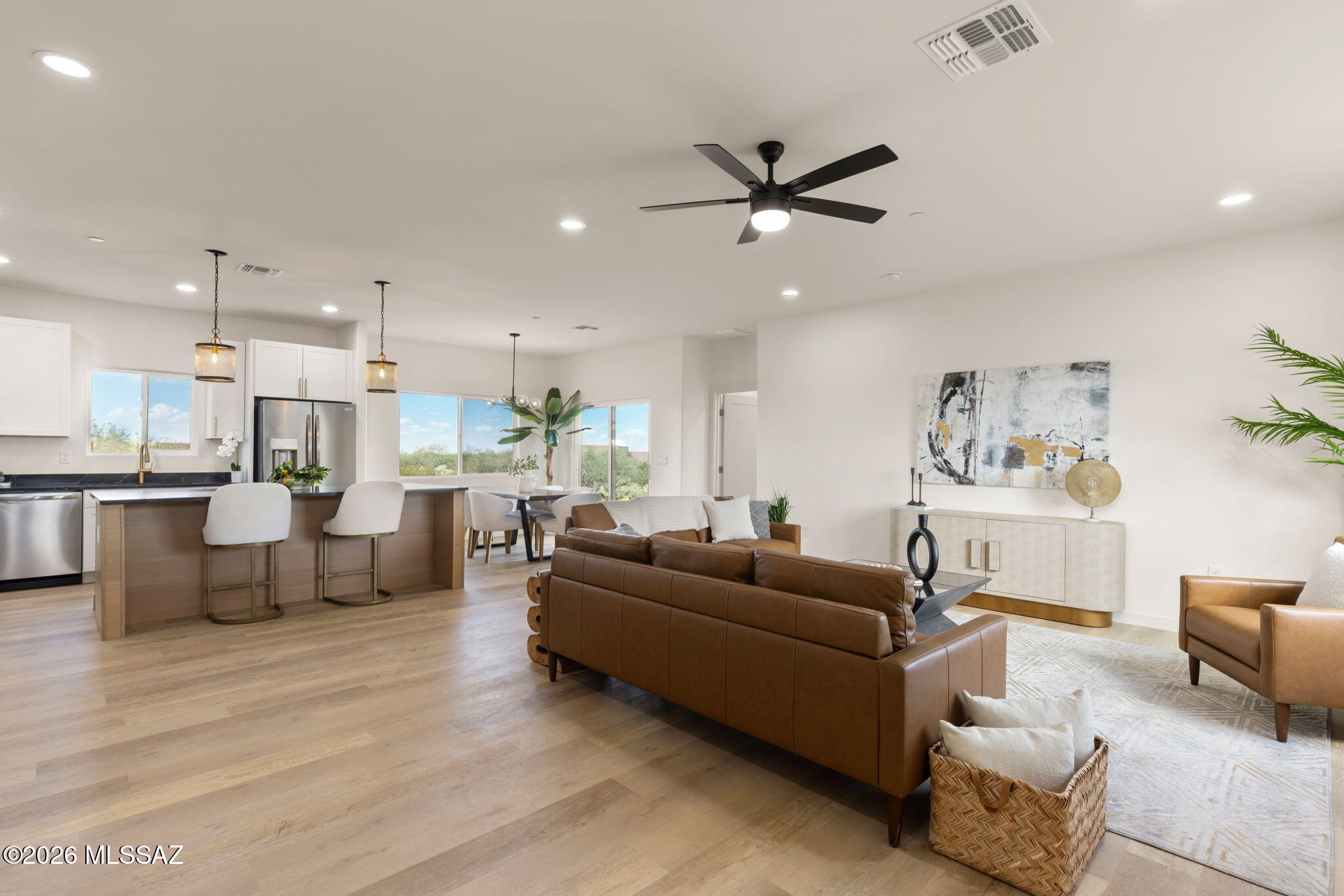 3723 E Wetstones Road