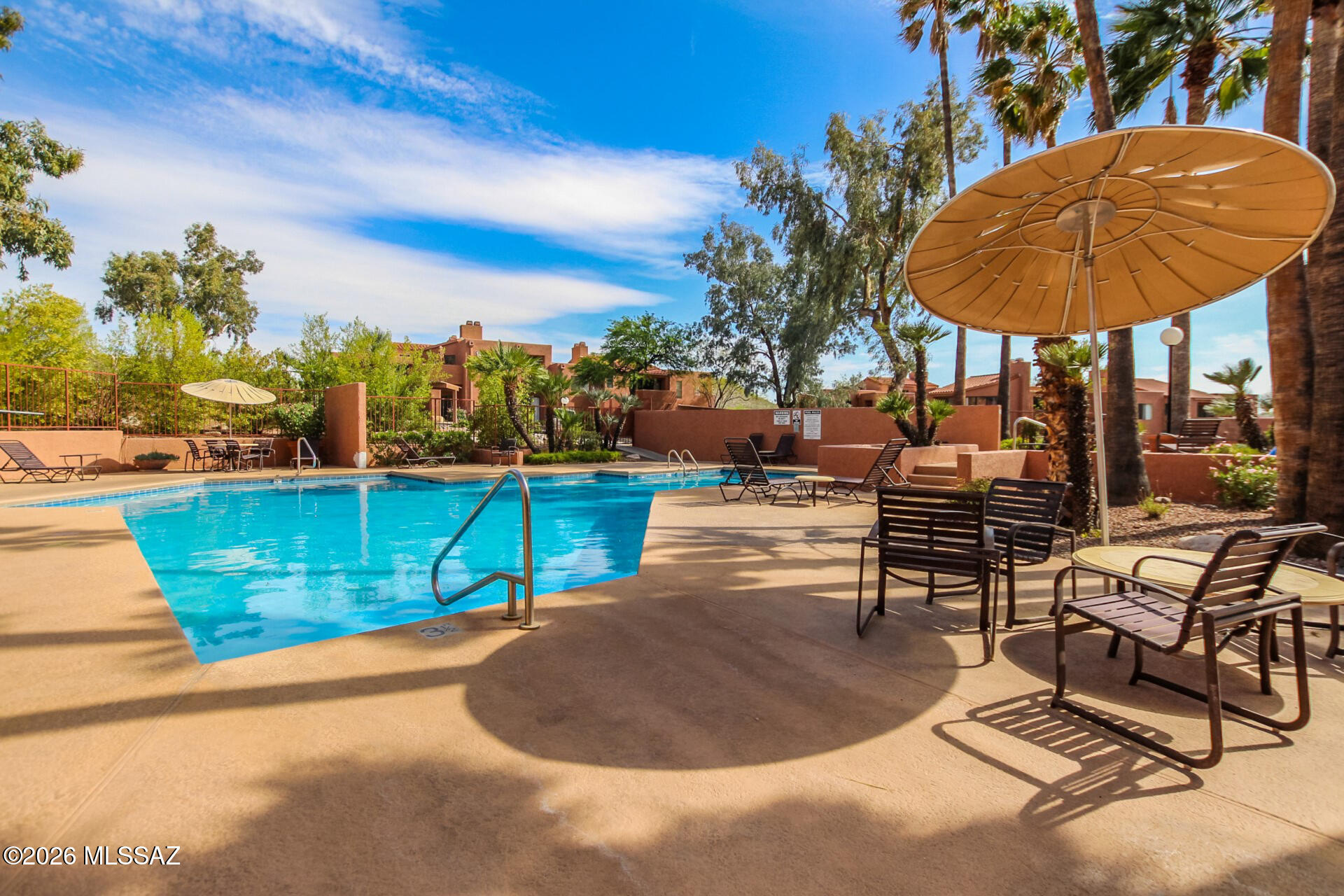 Ventana Vista Condominiums - Residential