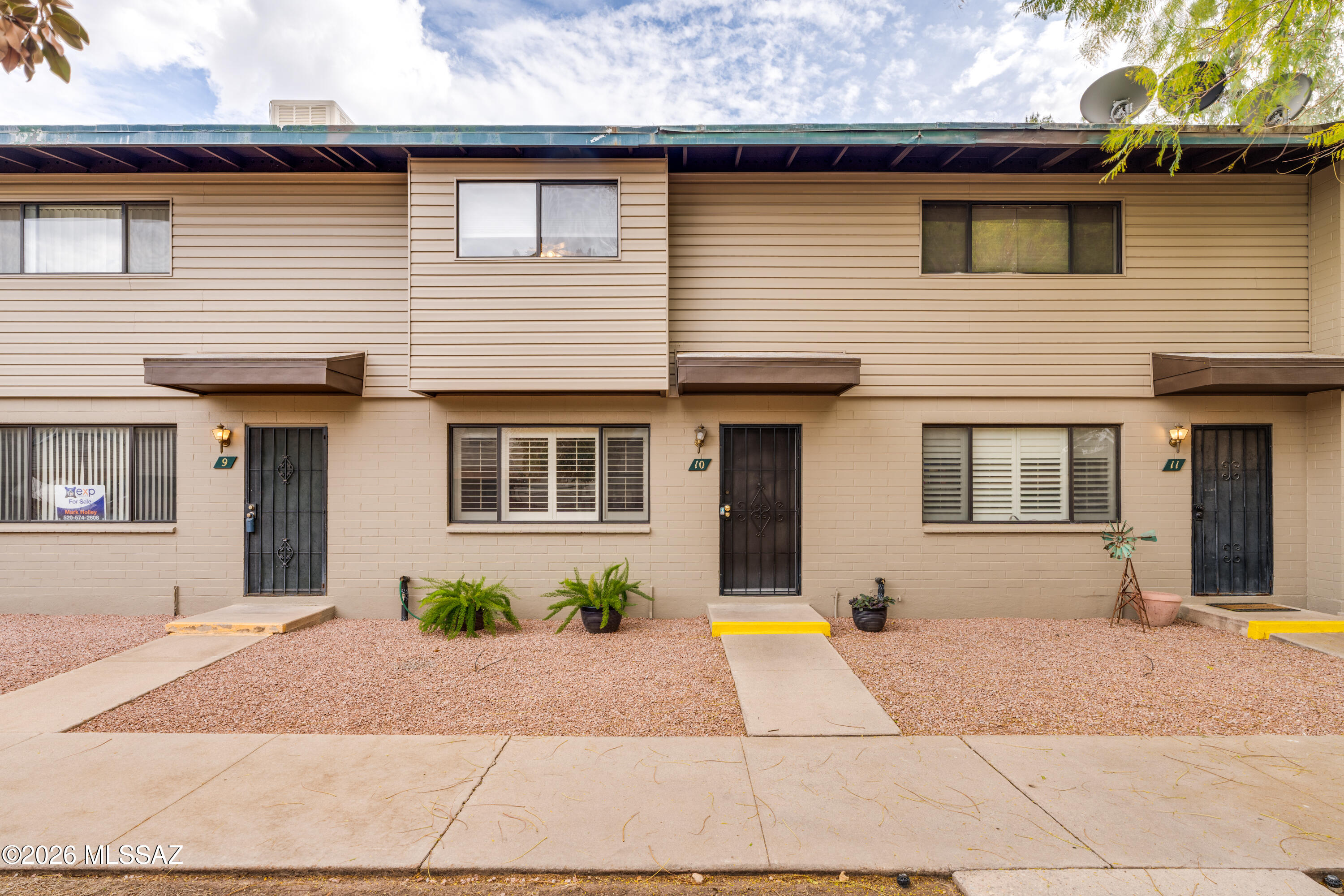 1330 S Avenida Polar S E-10