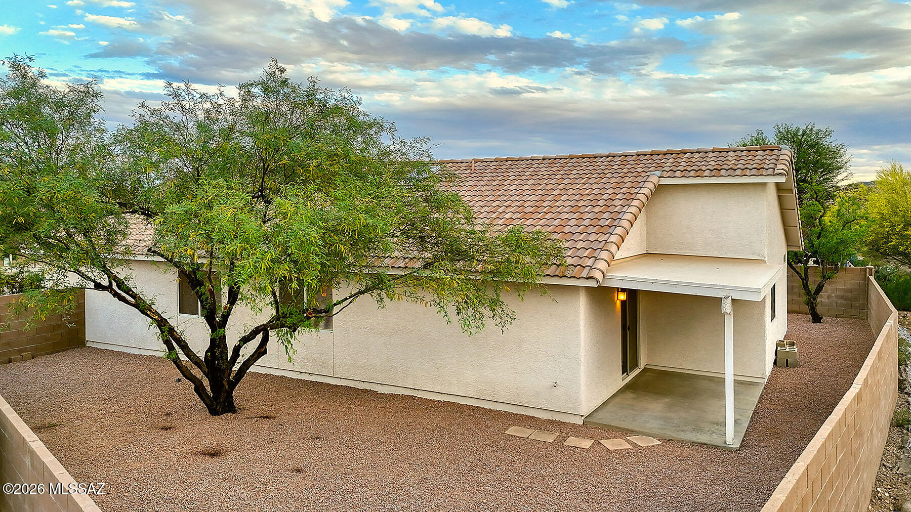 3223 W Placita Del Comienzo