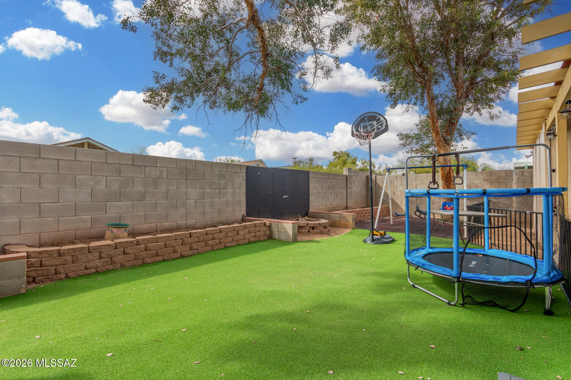 Elliott Homes At Rita Ranch (1-521) - Residential