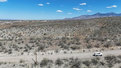 1742 Ruta Caravela 10 Rio Rico AZ 85648