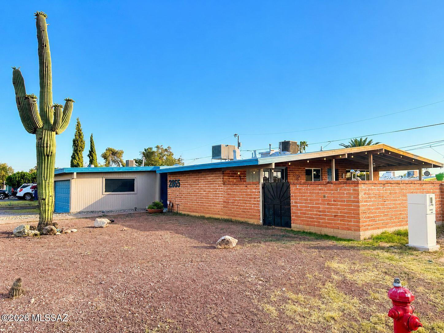 2865 N Eastgate Drive