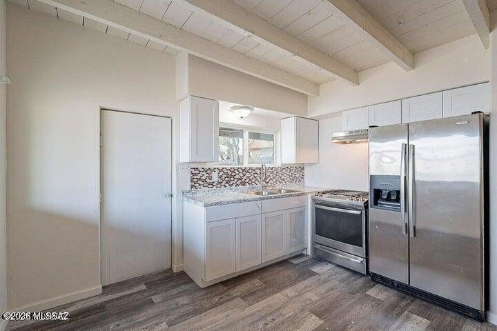 221 E Jacinto Street