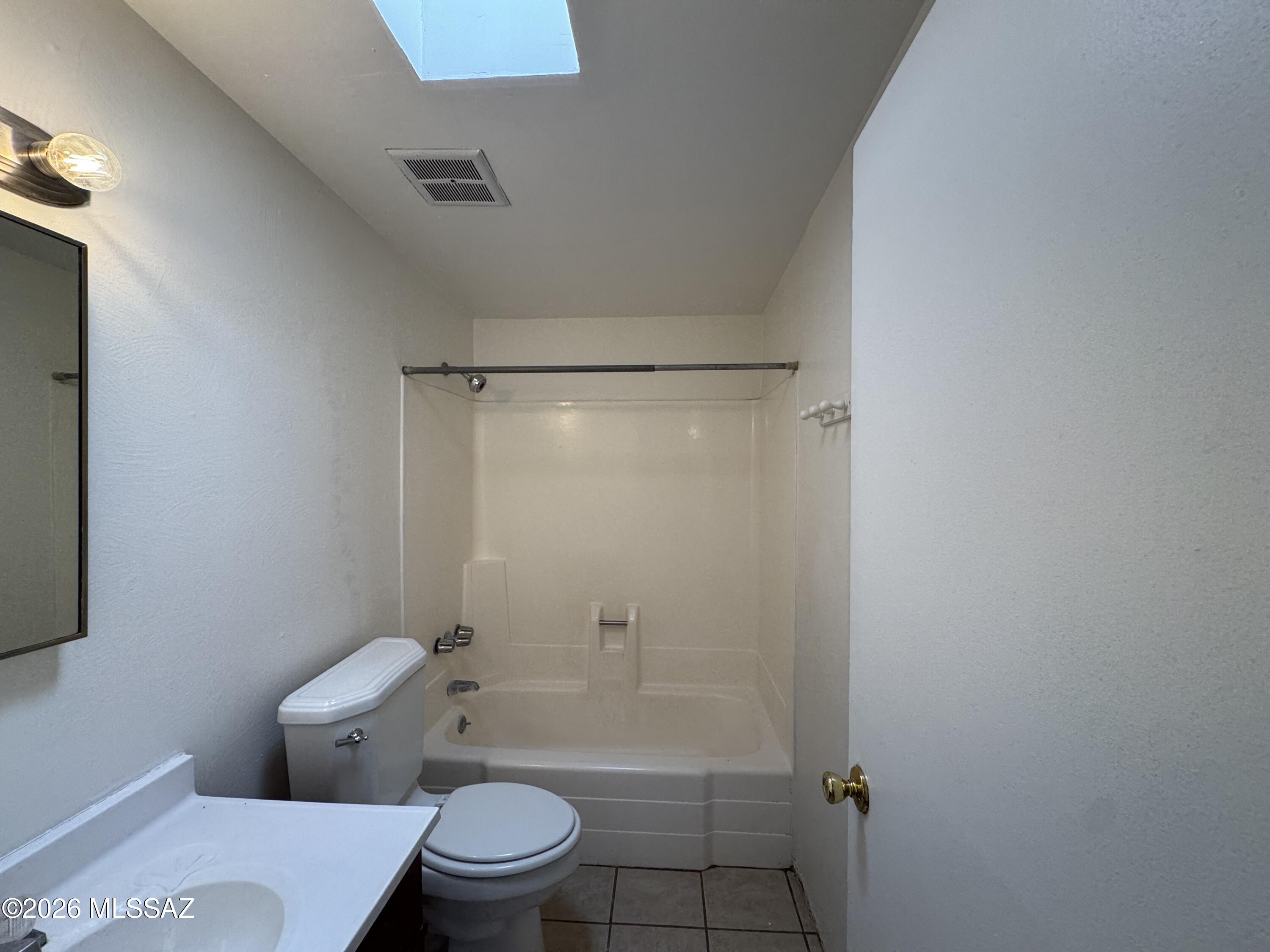 Palm Grove Clusters (186-349, 543) - Residential Lease