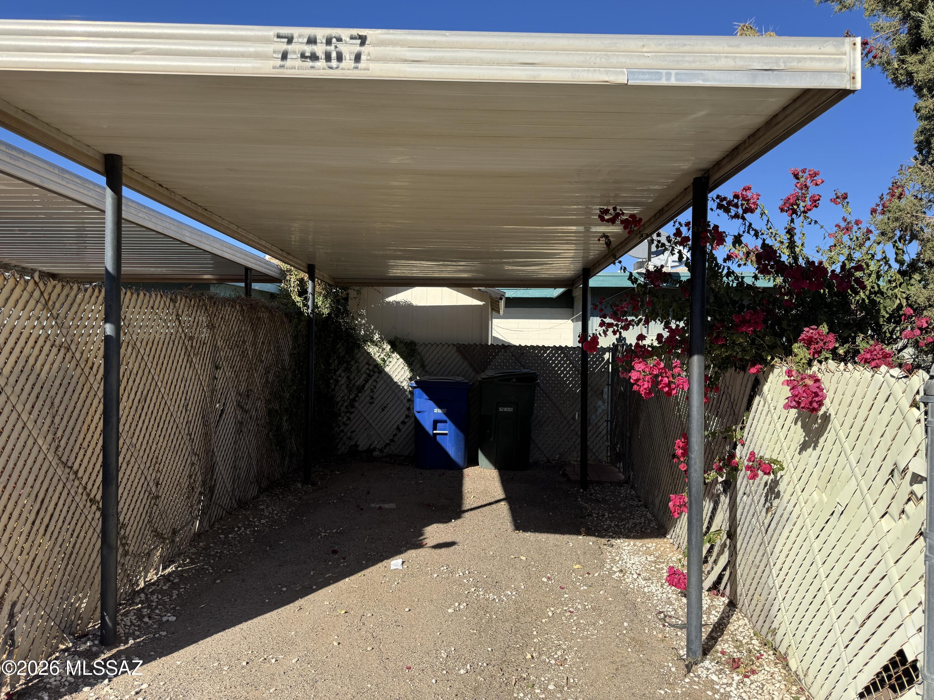 Palm Grove Clusters (186-349, 543) - Residential Lease