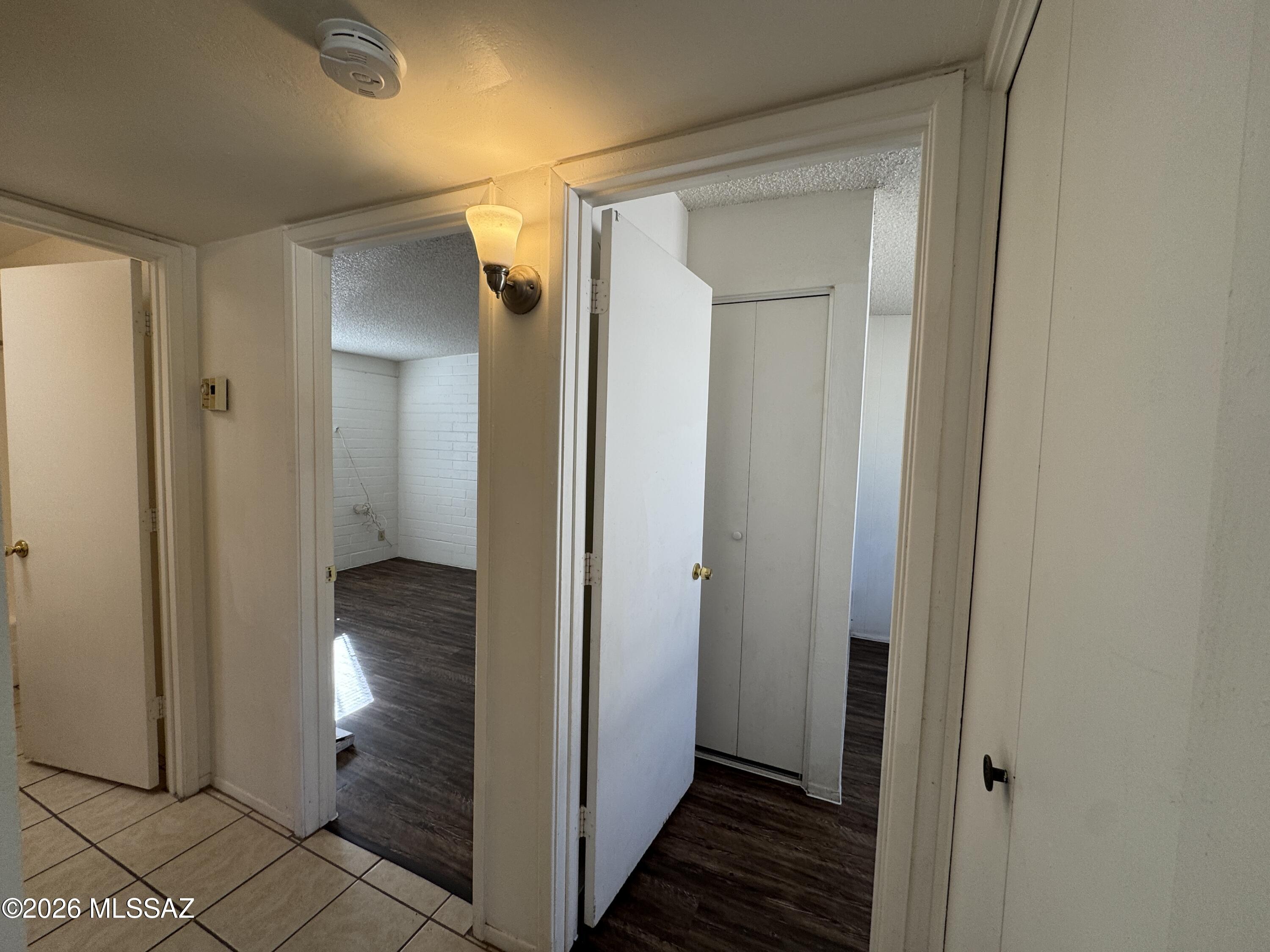 Palm Grove Clusters (186-349, 543) - Residential Lease