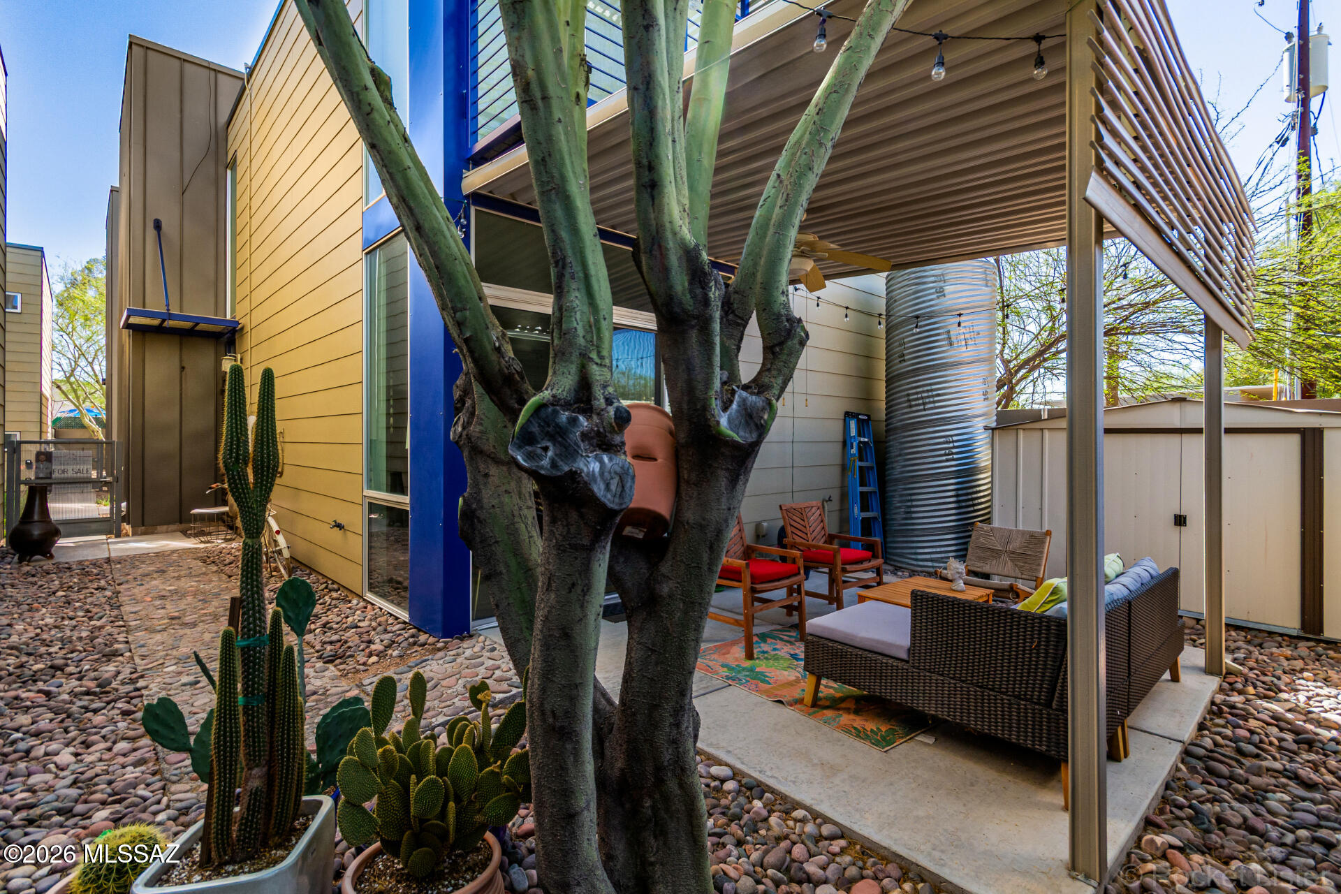 Indigo Modern - Residential