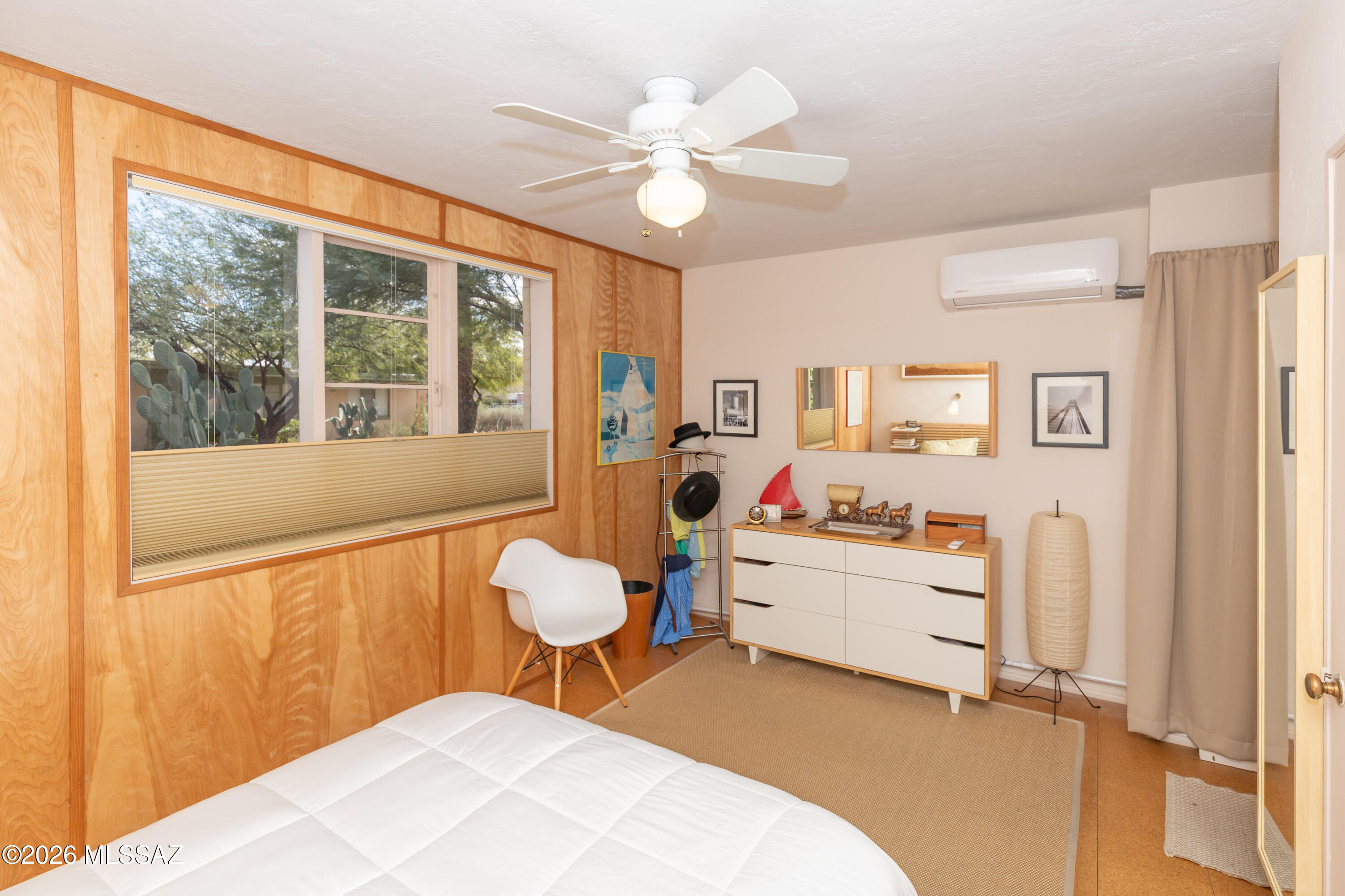 Country Club Manor Condos (1-51) - Residential