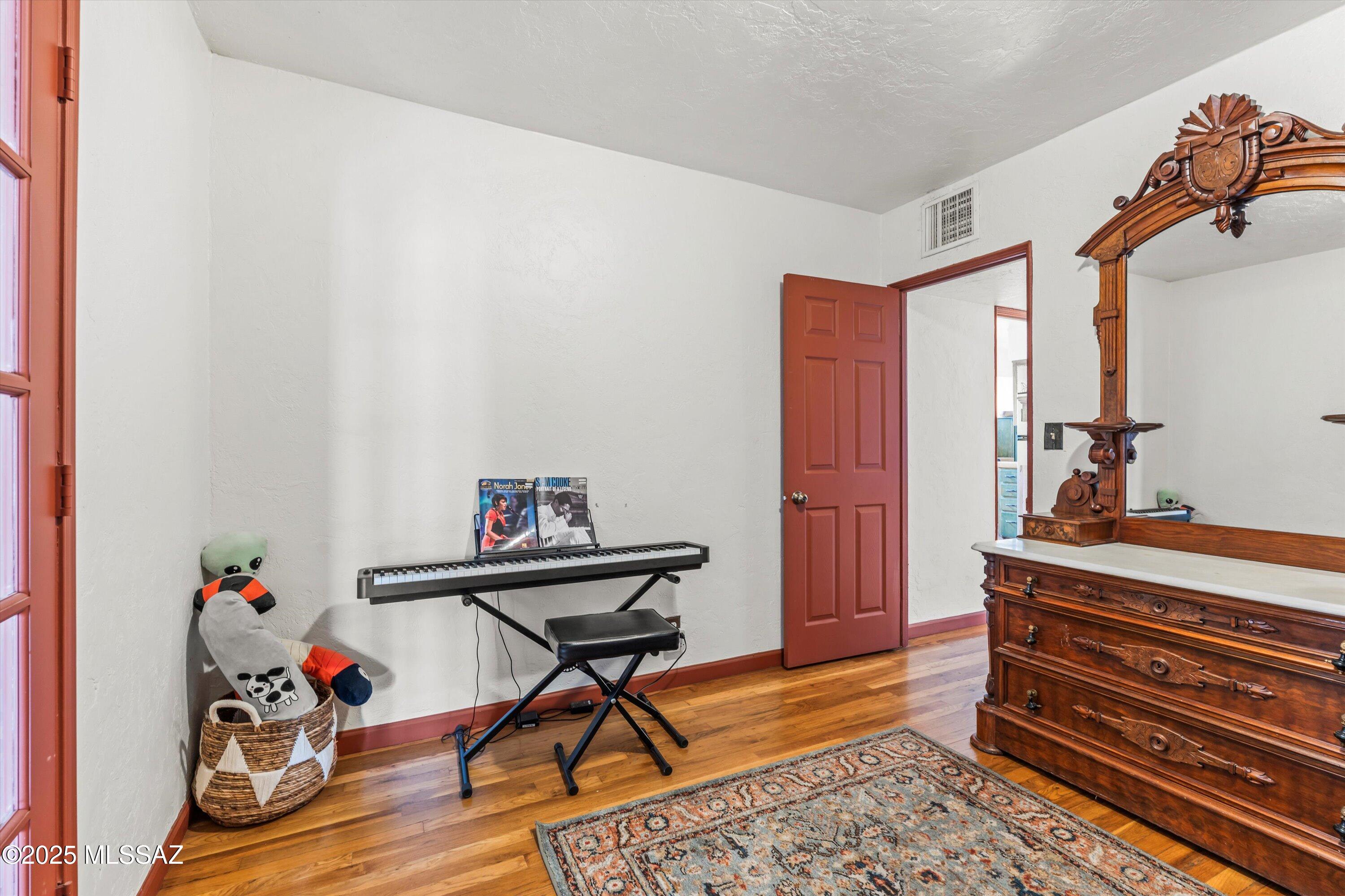 Blenman Annex - Residential