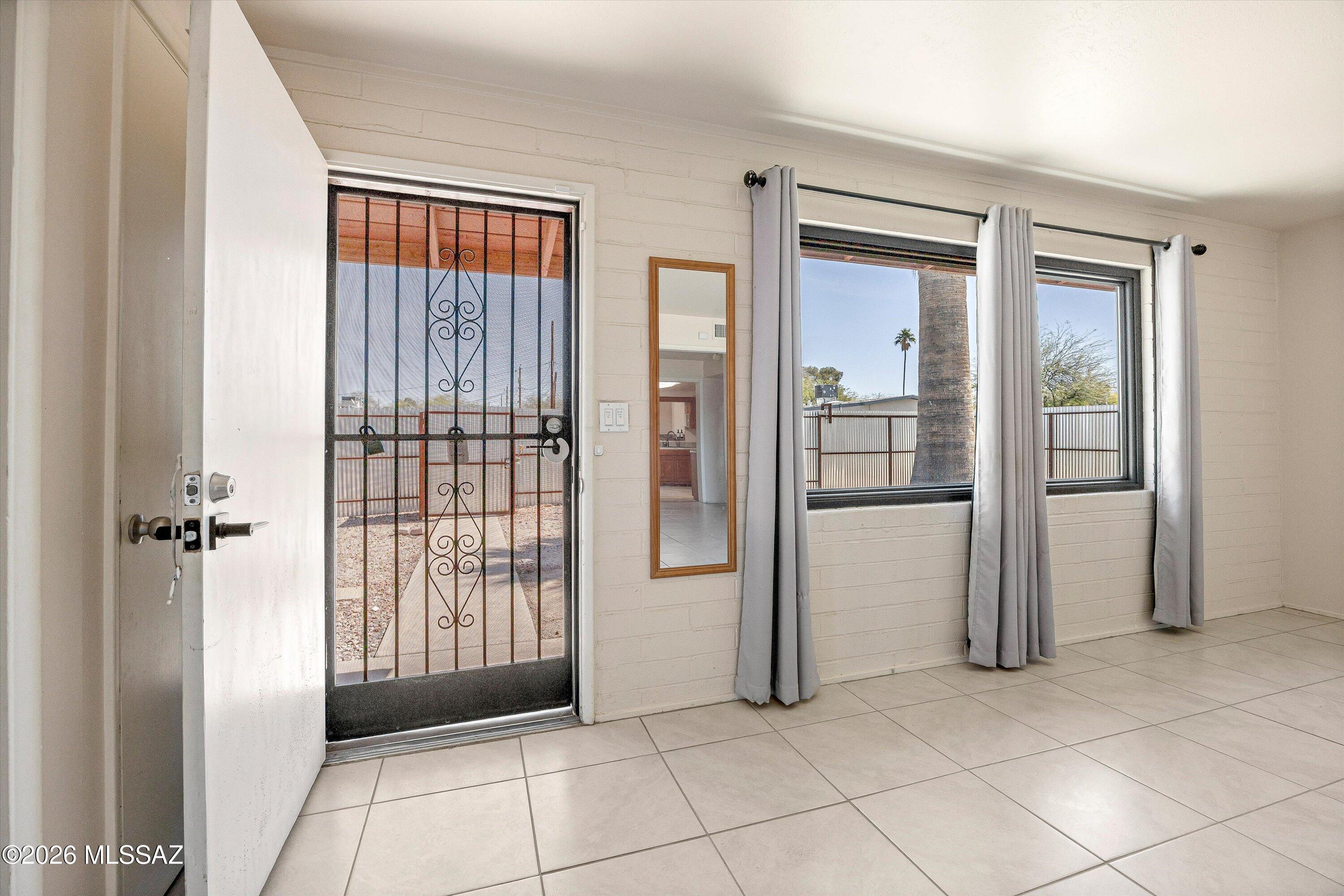 2519 N Euclid Avenue