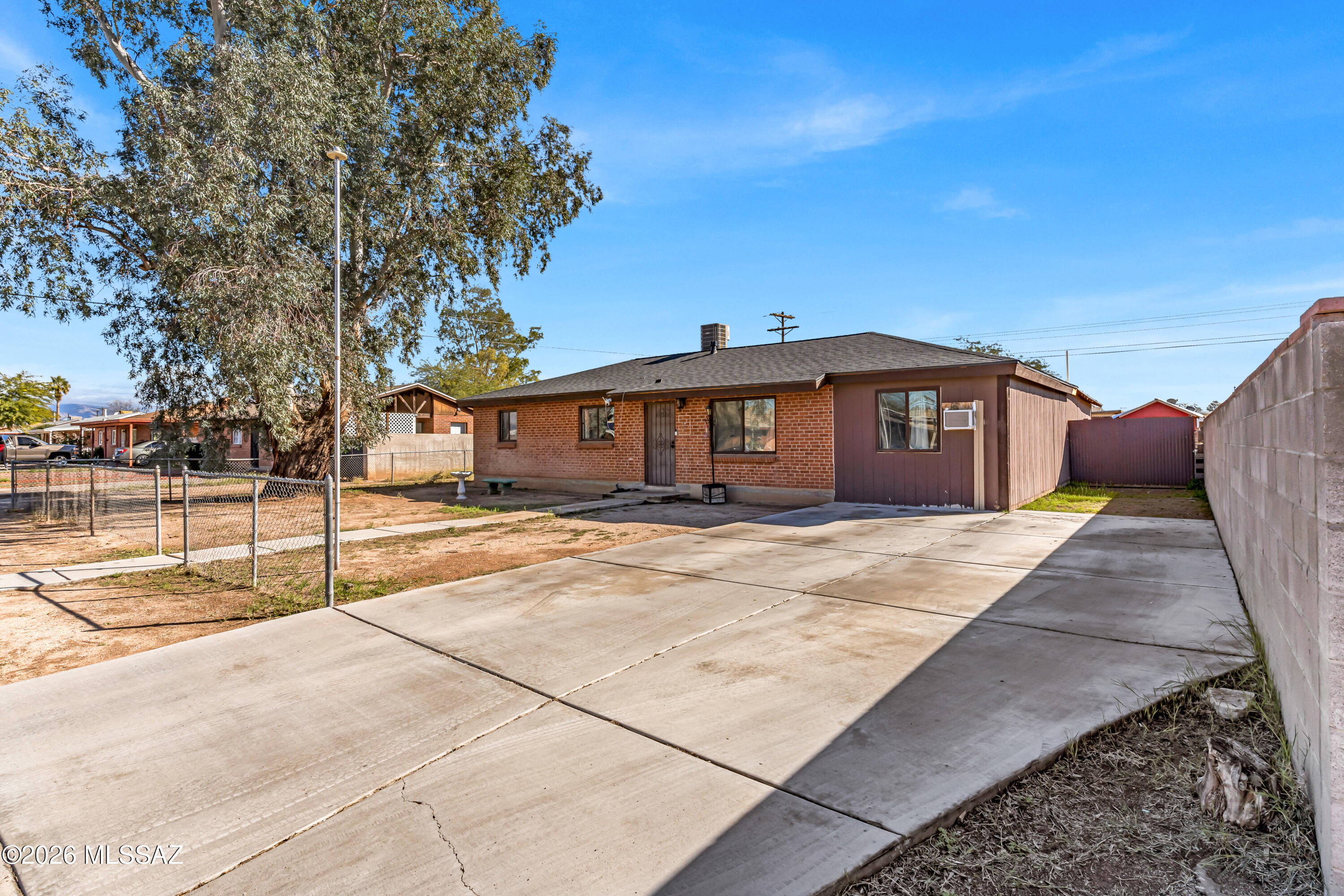 Country Club Annex - Residential
