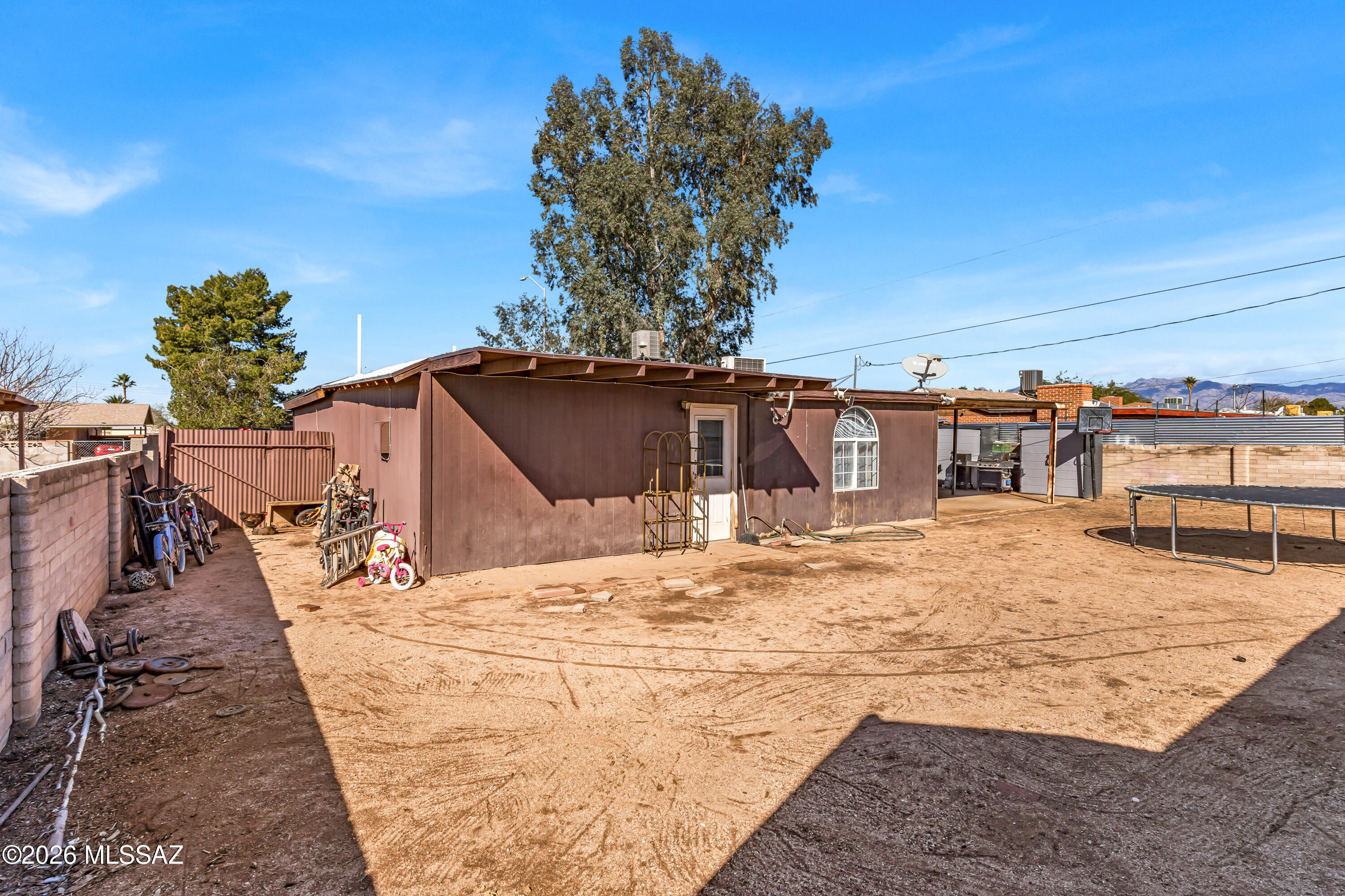 Country Club Annex - Residential