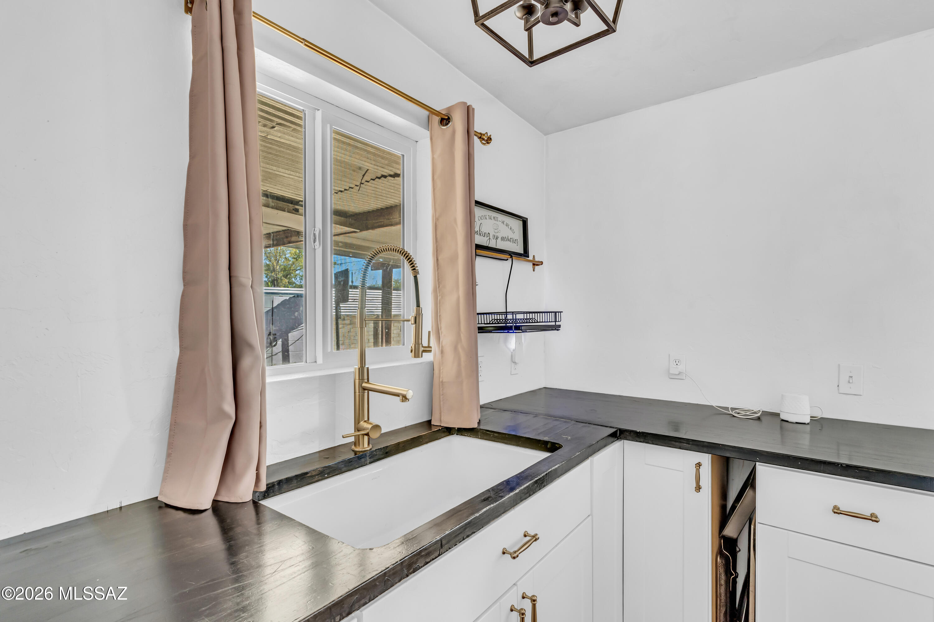 Country Club Annex - Residential