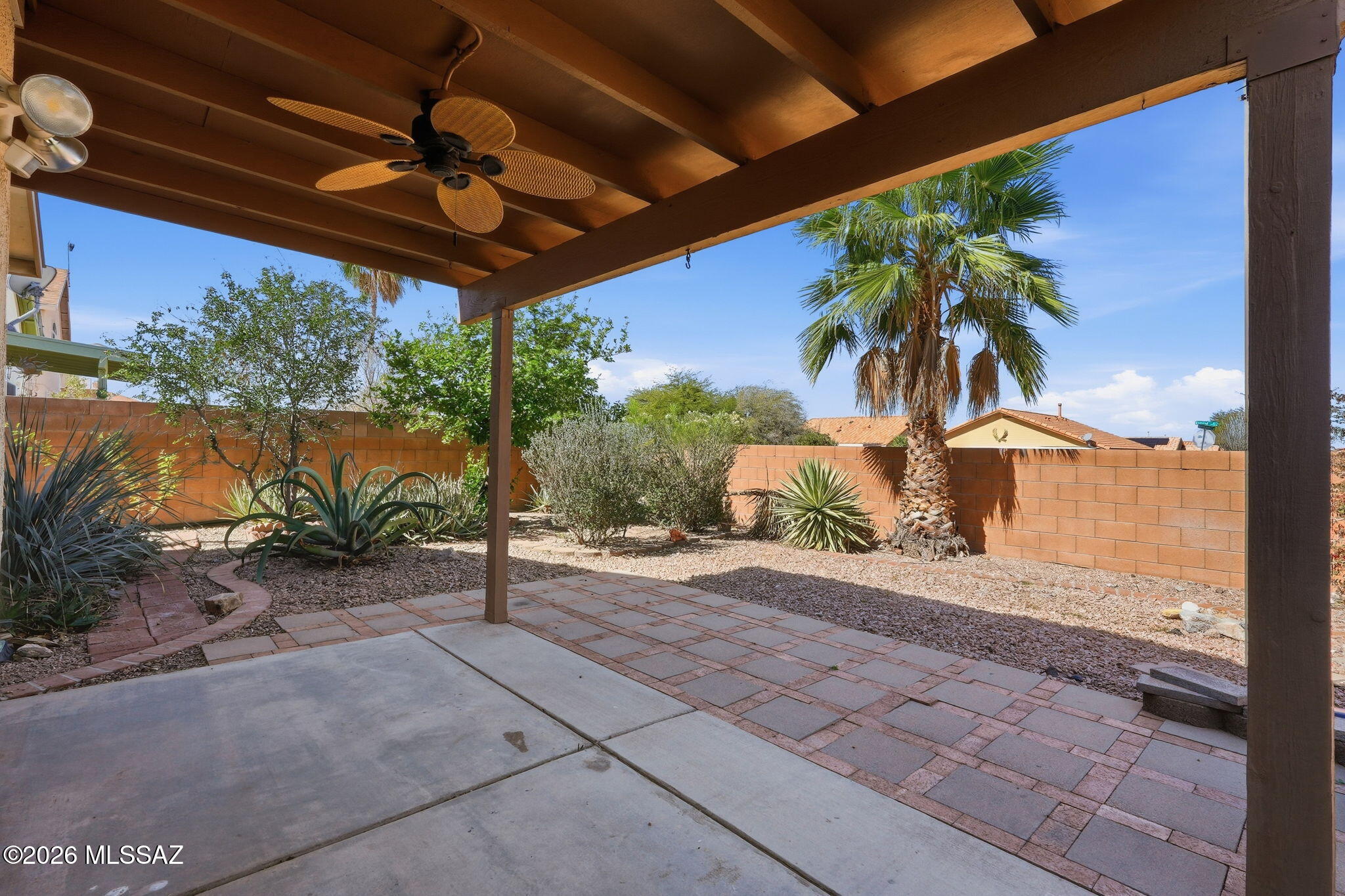 Elliott Homes At Rita Ranch (1-521) - Residential