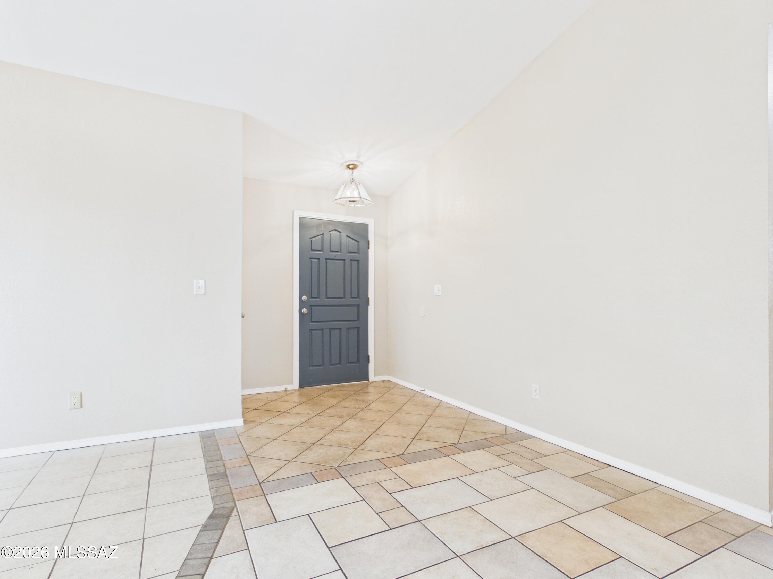 5191 W Nighthawk Way