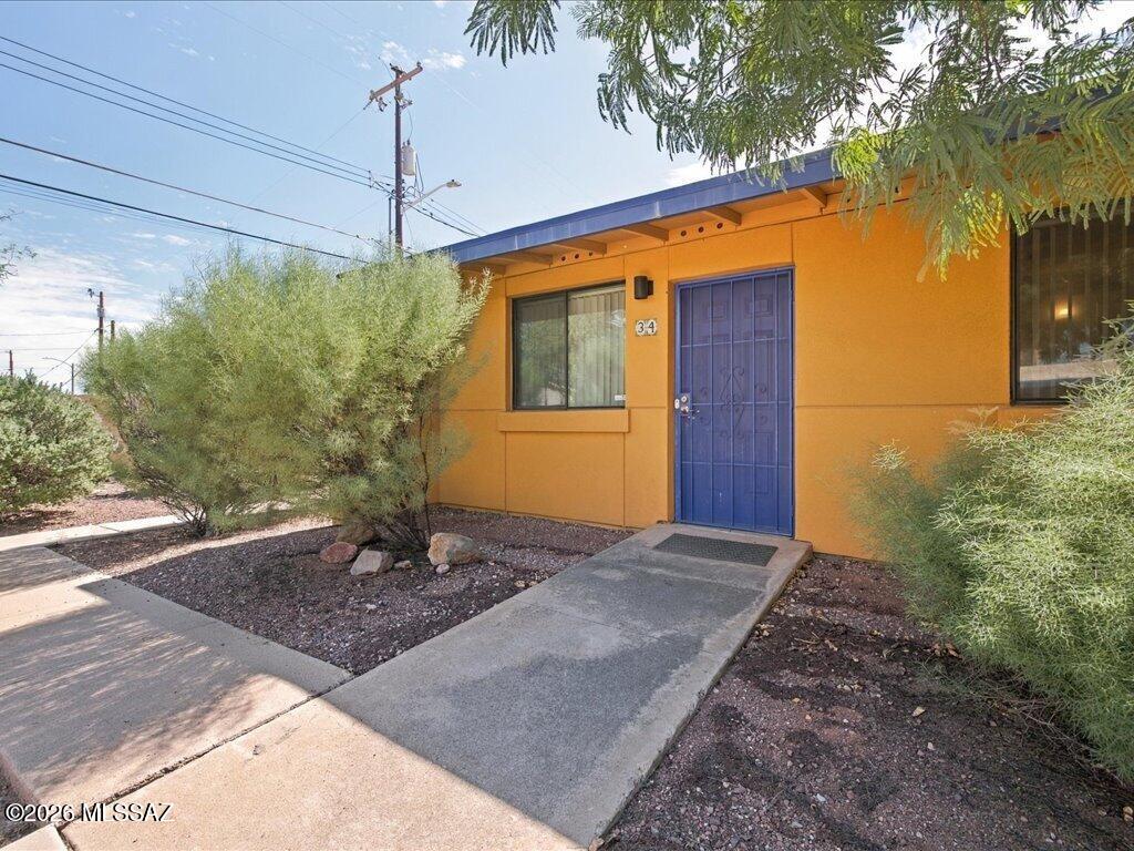 350 N Silverbell Road 34