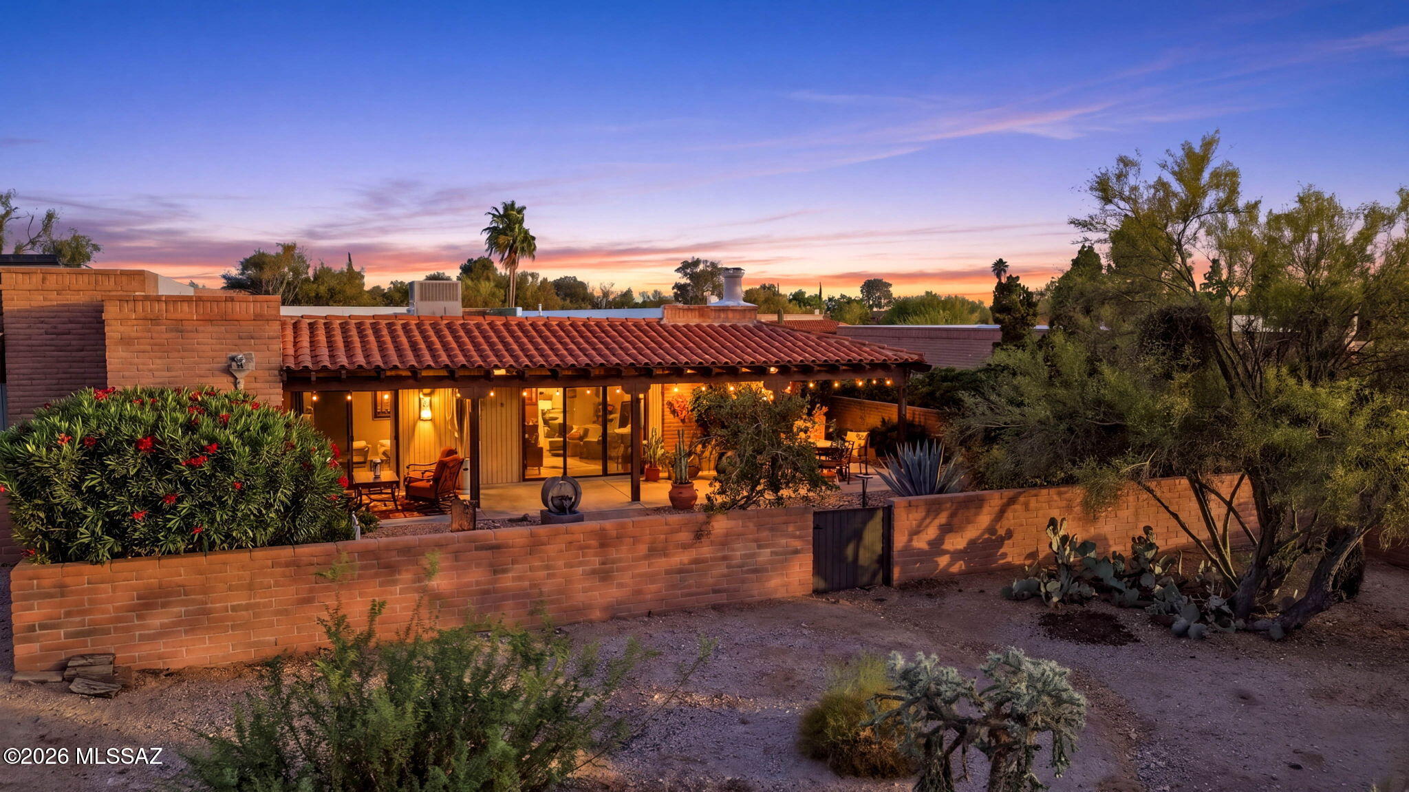1915 W Hickory Hollow Lane
