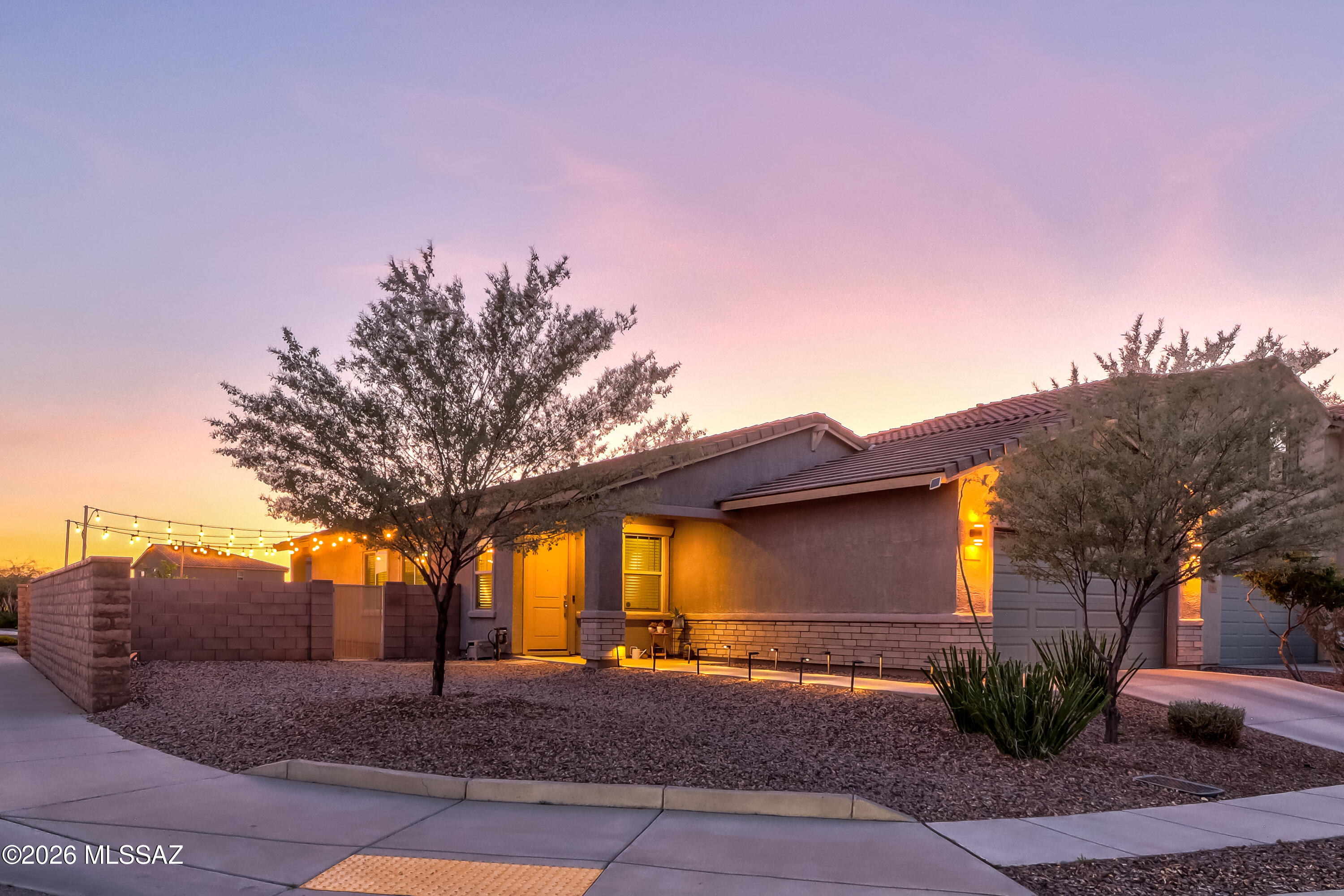 6876 E Via Rancho Rosario