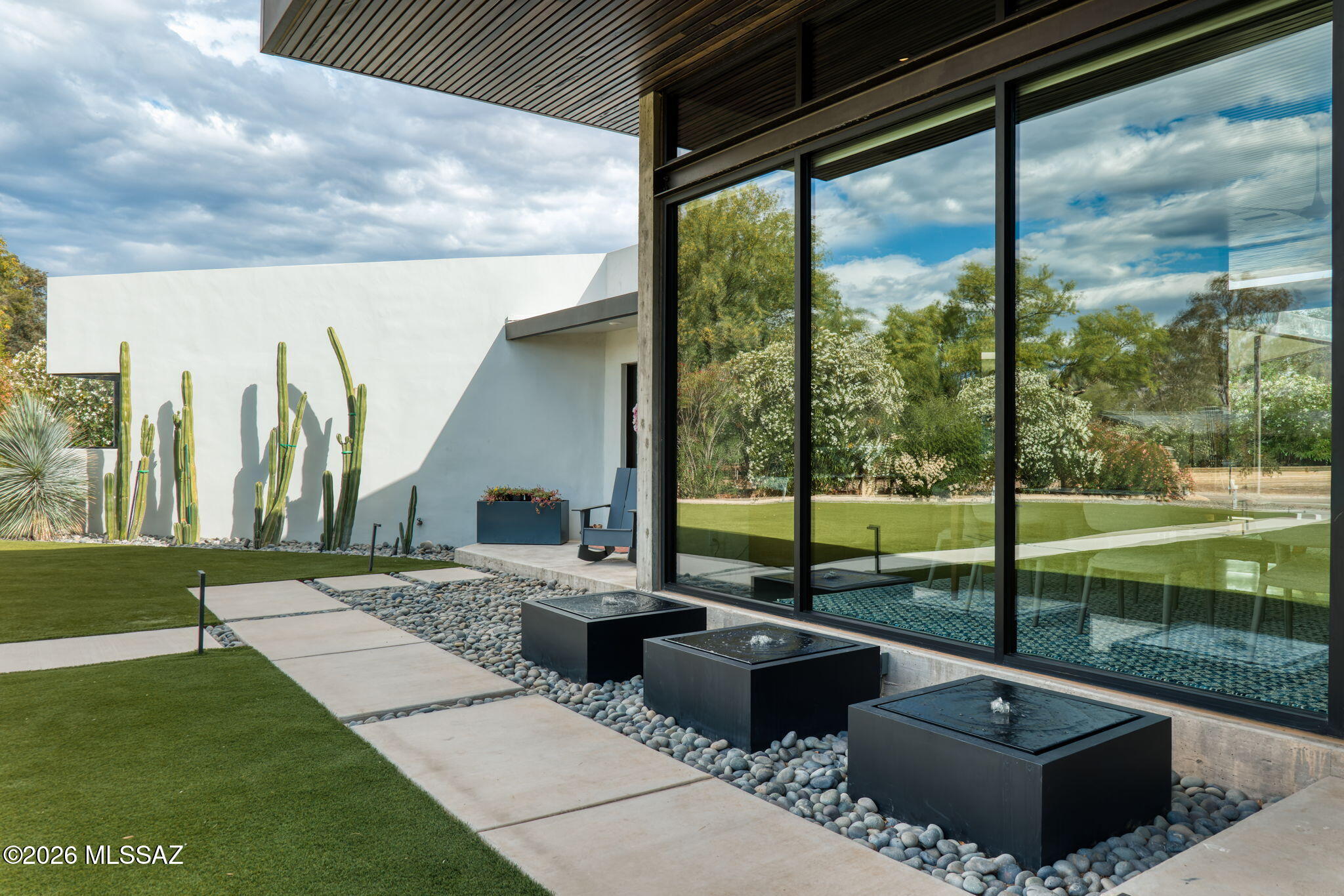 3151 N San Remo Place