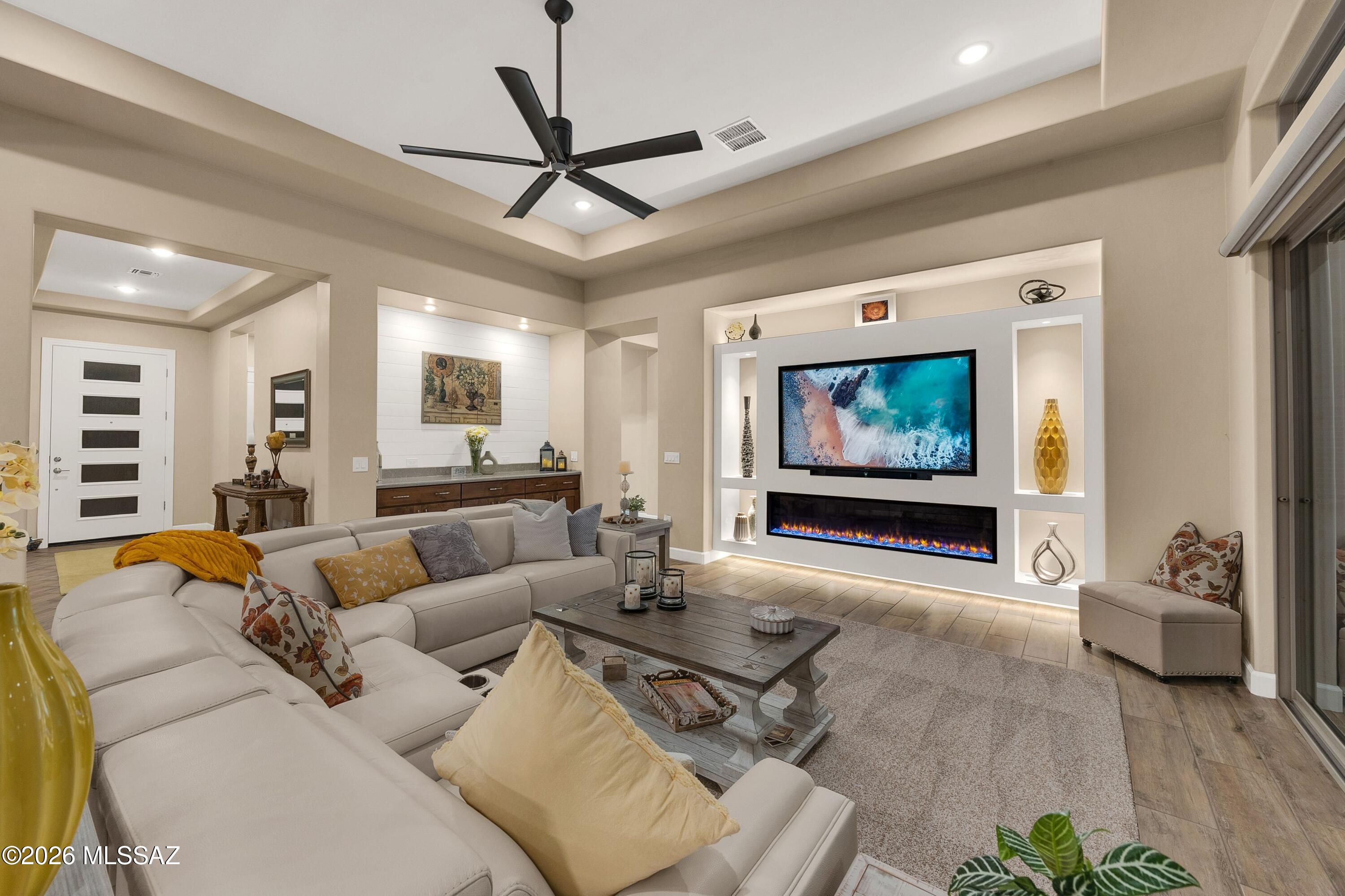 Saddlebrooke - Residential
