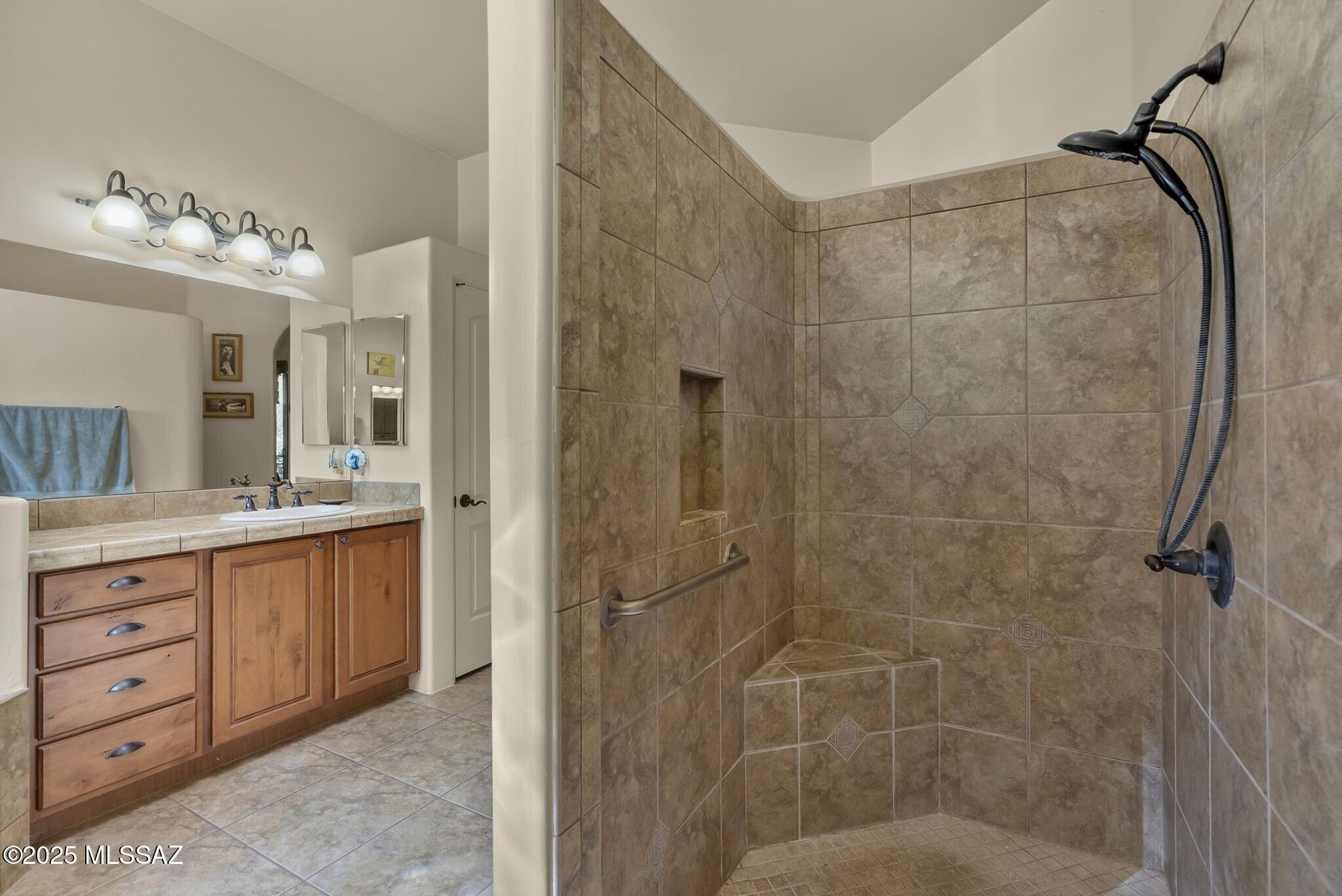 Santiago At Barrio De Tubac Phase II - Residential