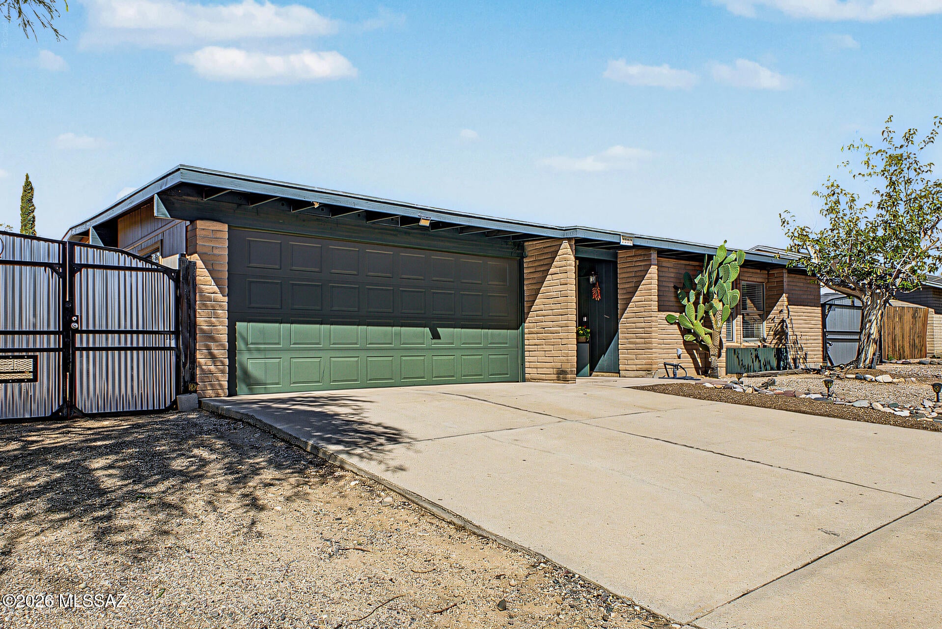 3380 W Blacksill Drive