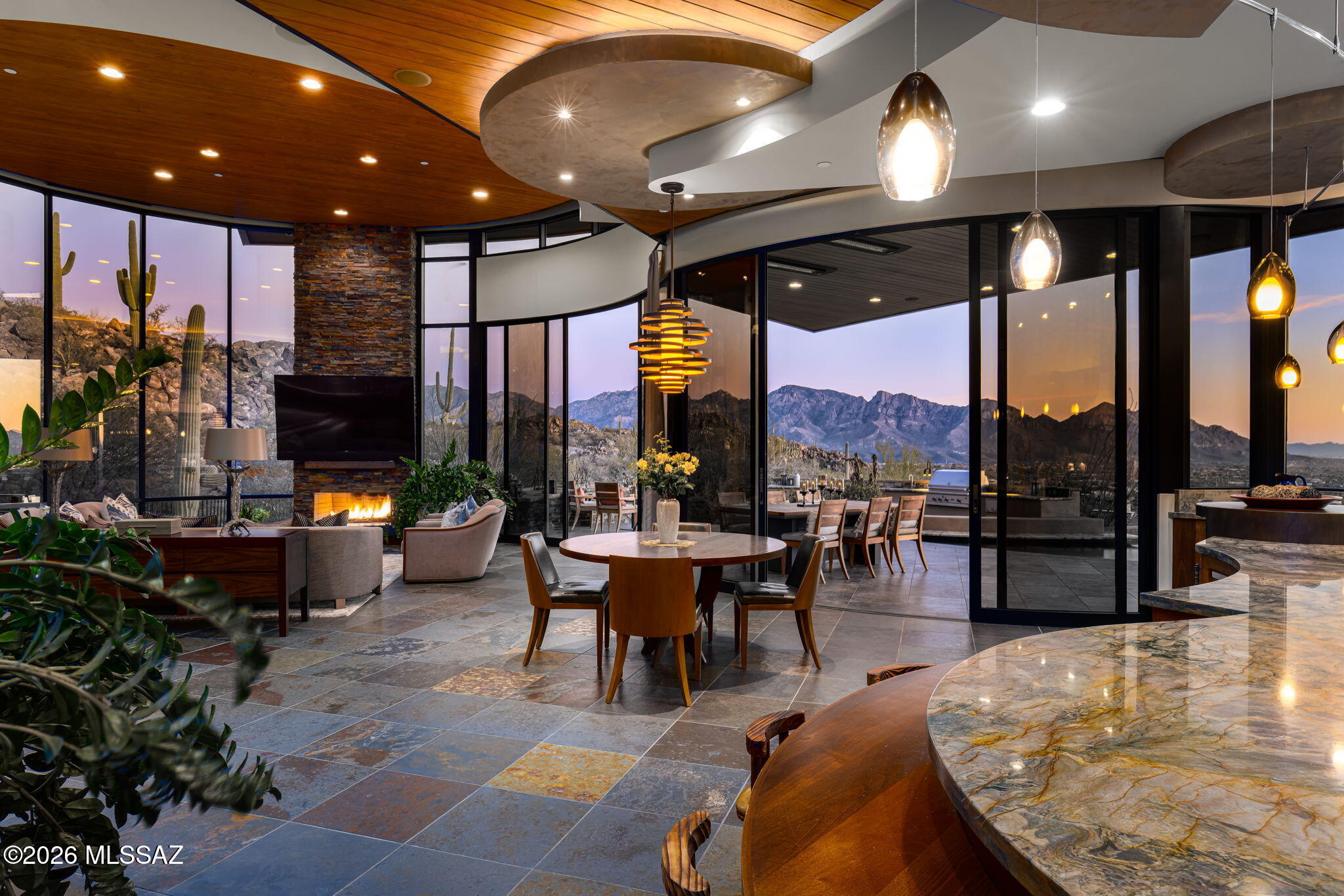1277 W Tortolita Mountain Circle